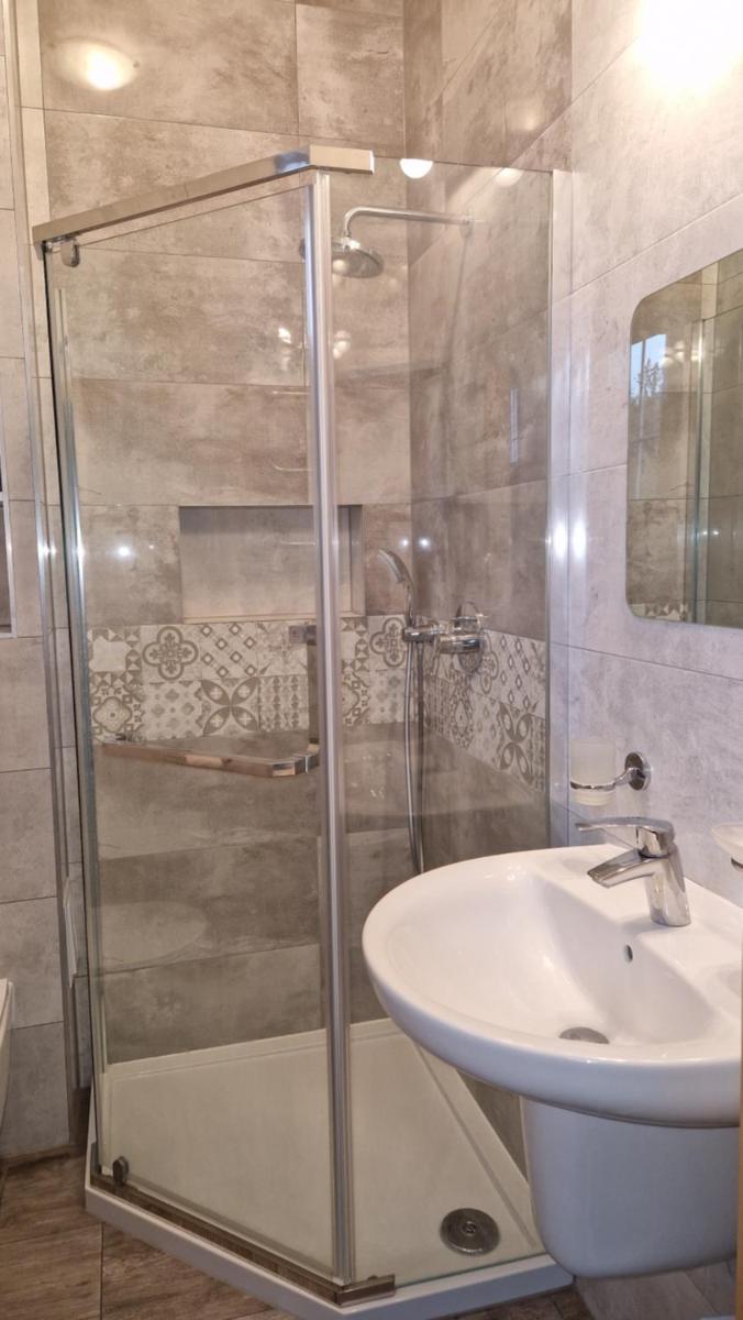 Comfort Triple Room with Shower photo 2