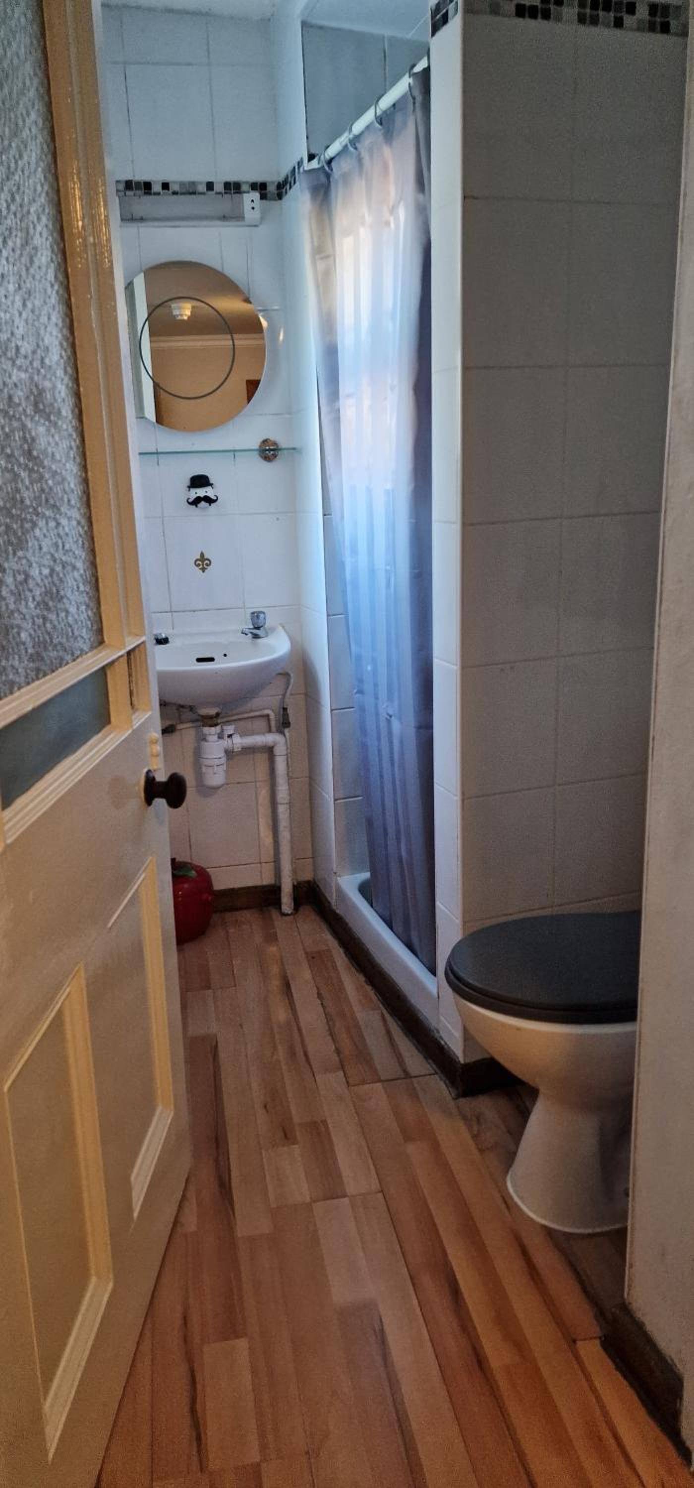 Deluxe Double Room with Shower photo 2