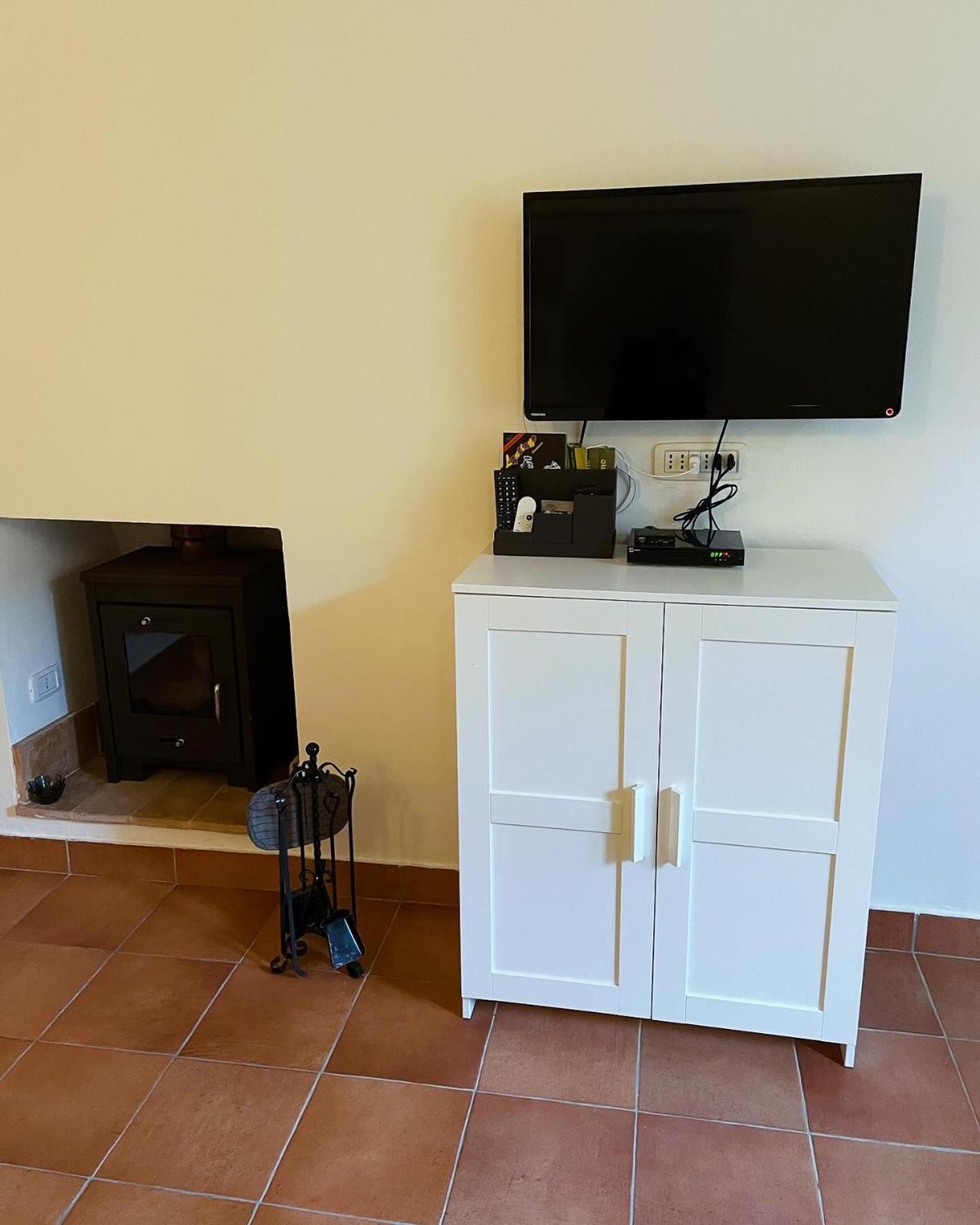 One-Bedroom House photo 1