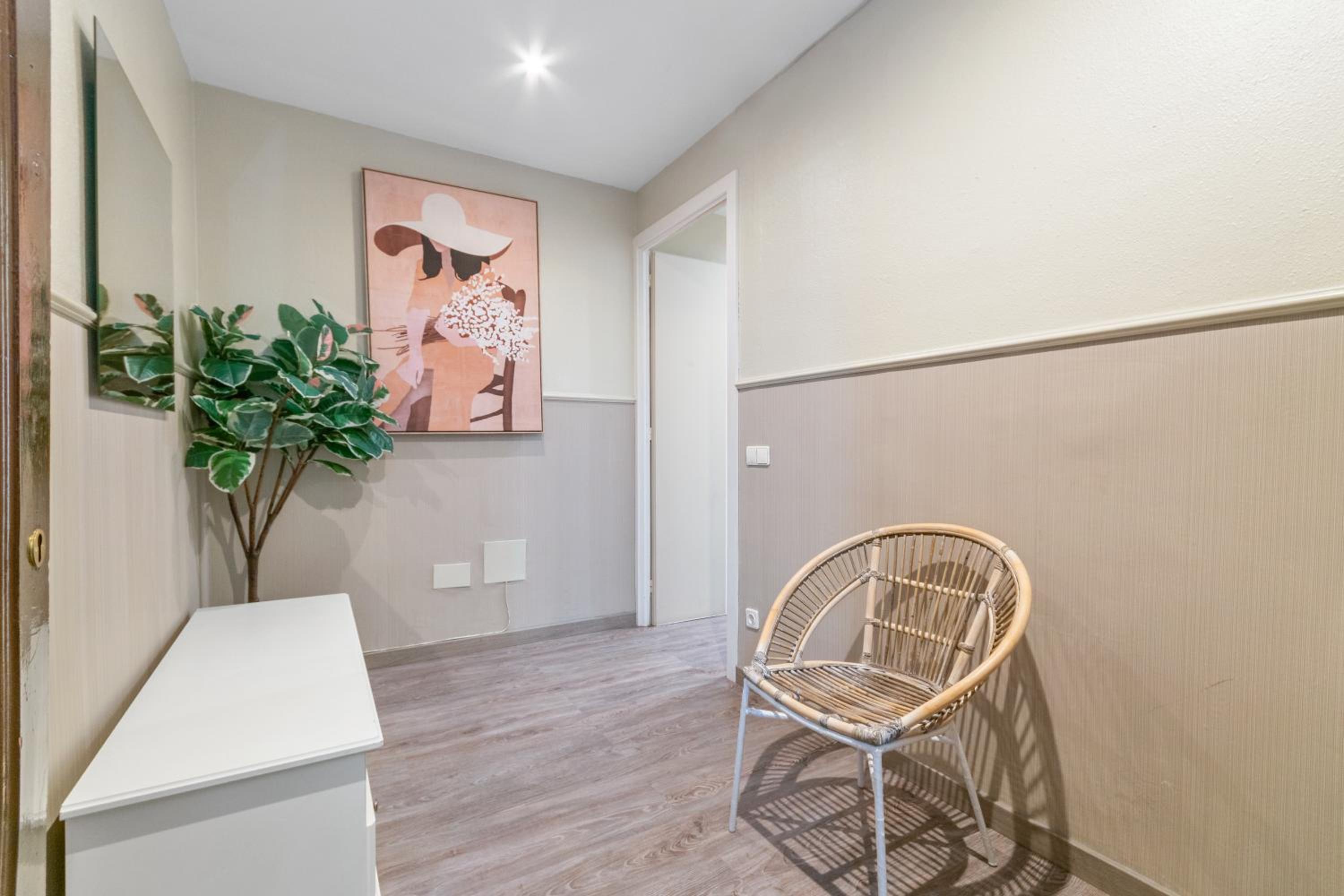Apartment with Balcony with Sagrada Familia View photo 2