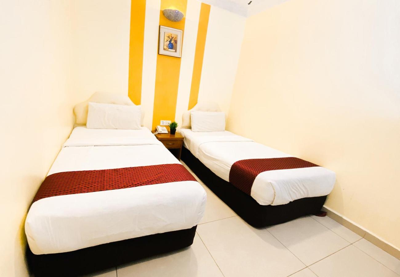 Small Twin Room