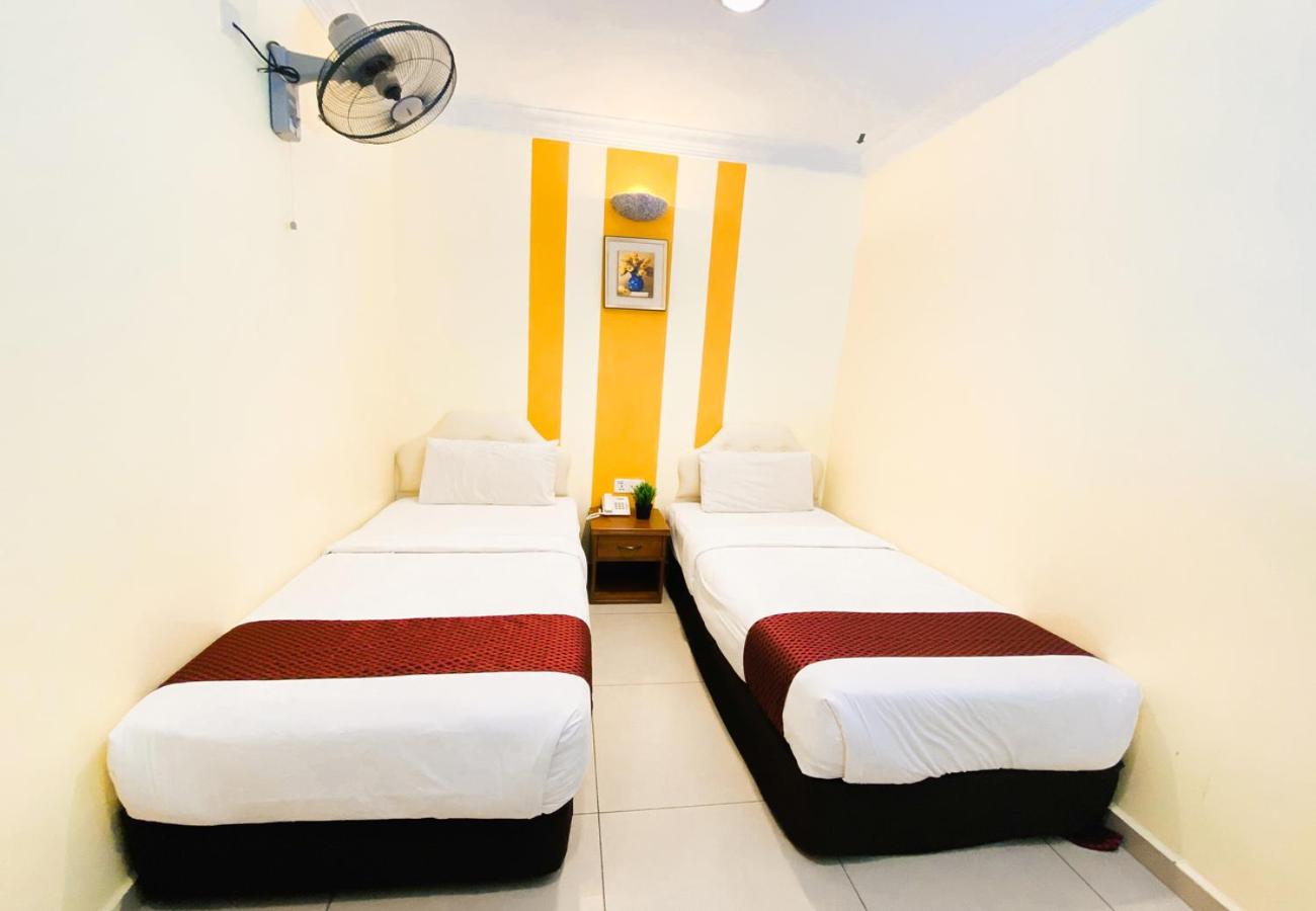Small Twin Room photo 3
