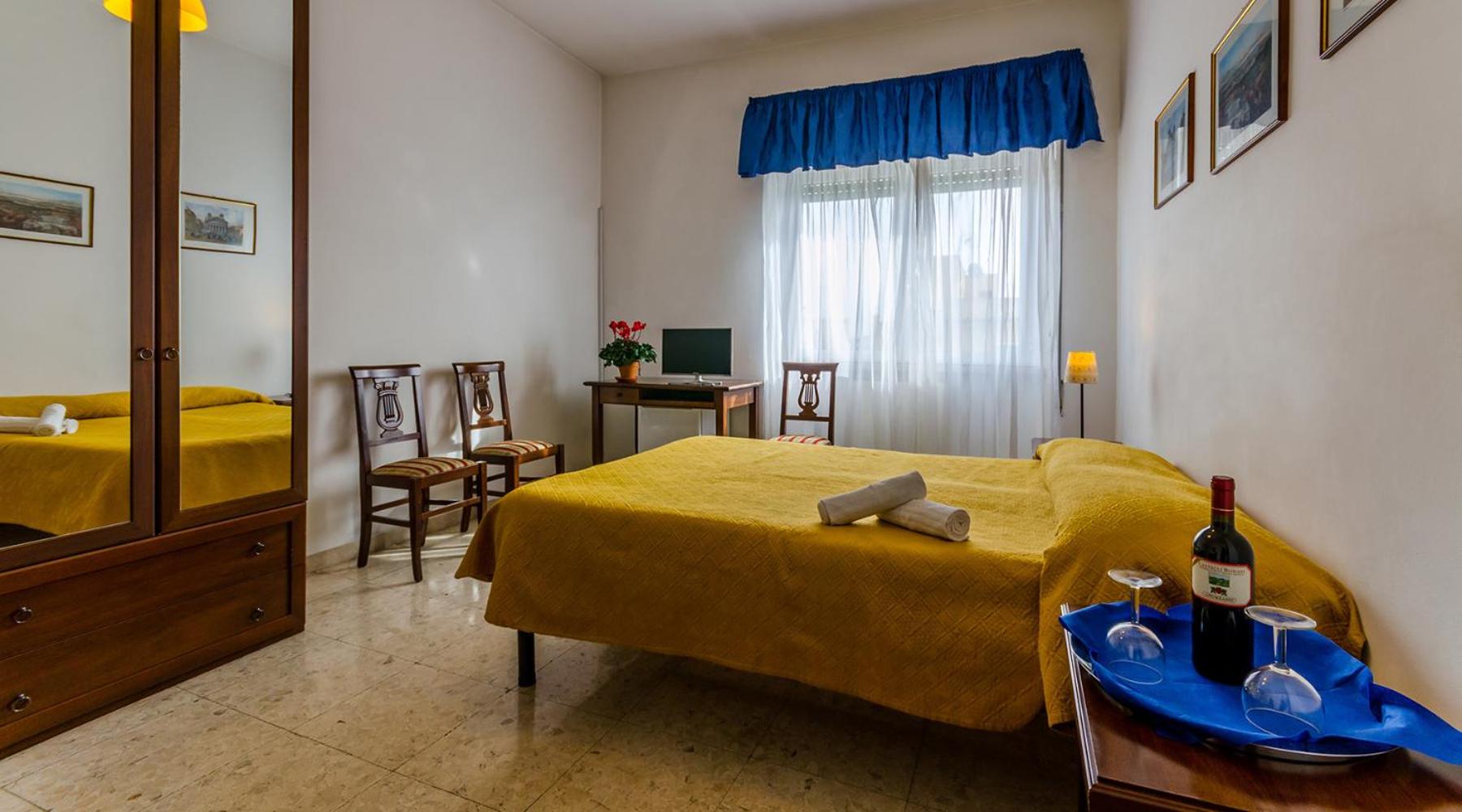 Double Room photo 1