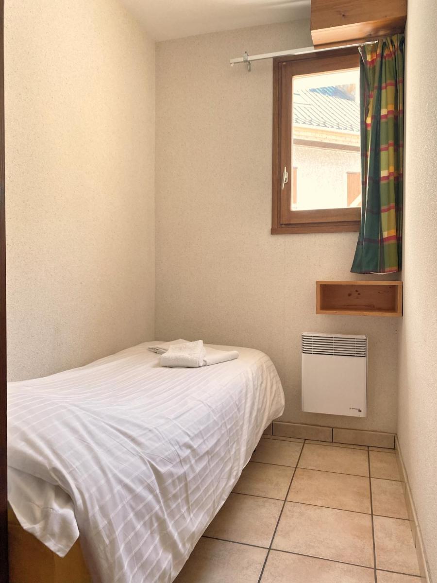 Studio Apartment photo 3