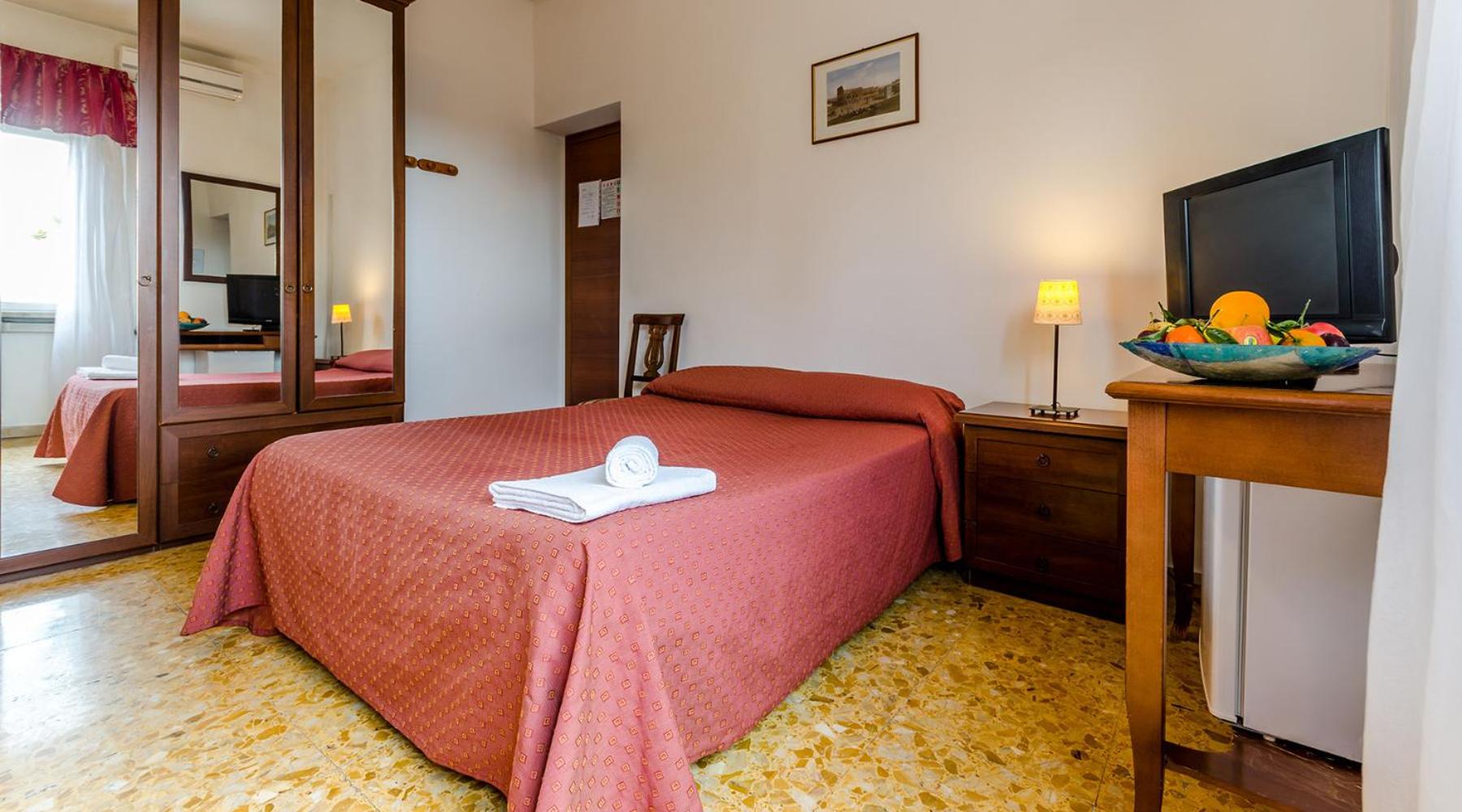 Double Room (1 Adult) photo 1