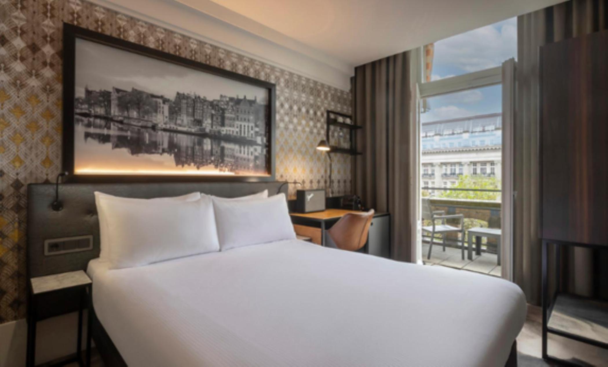 Deluxe Double with Balcony photo 2