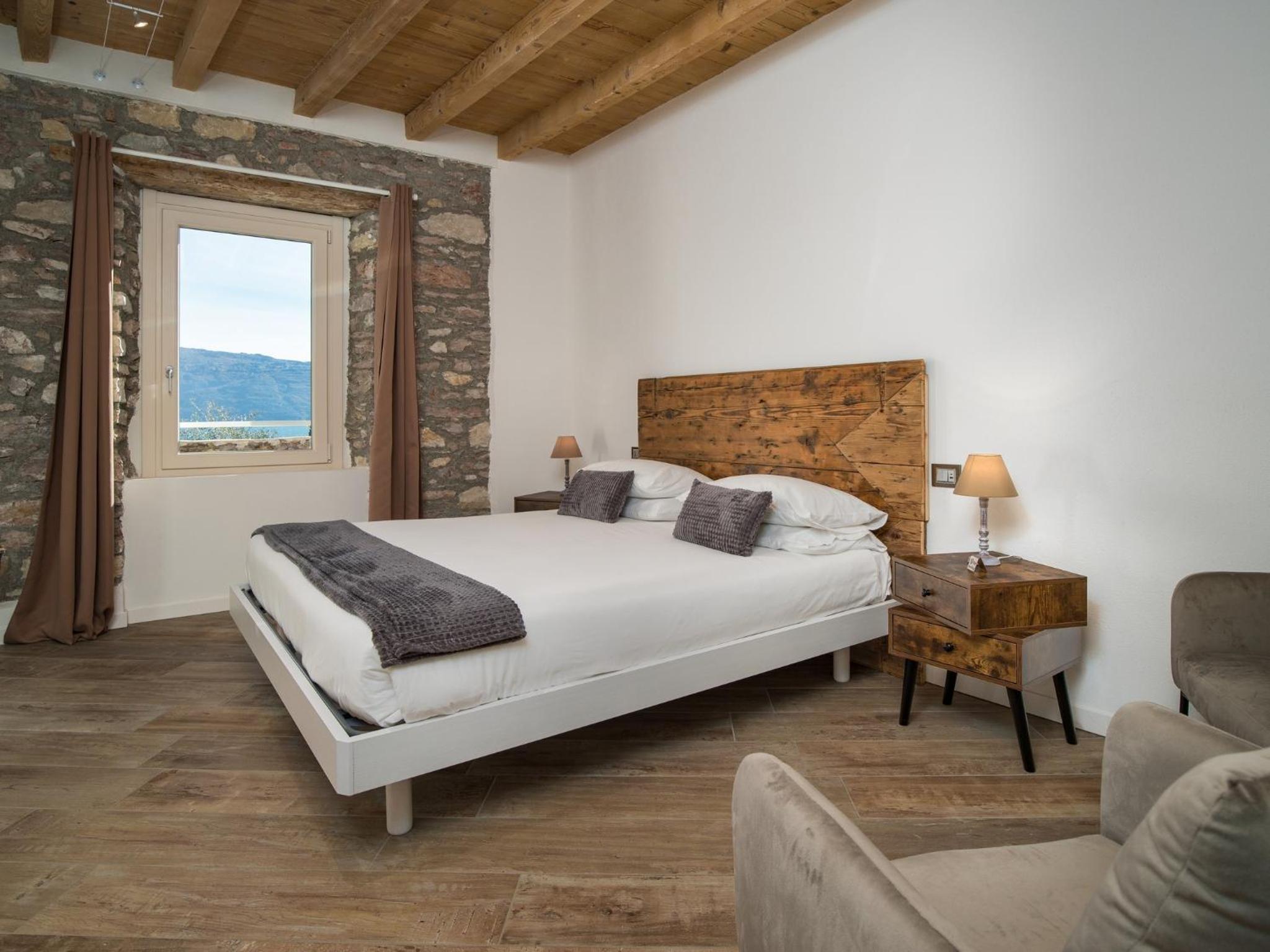 Double Room with Lake View