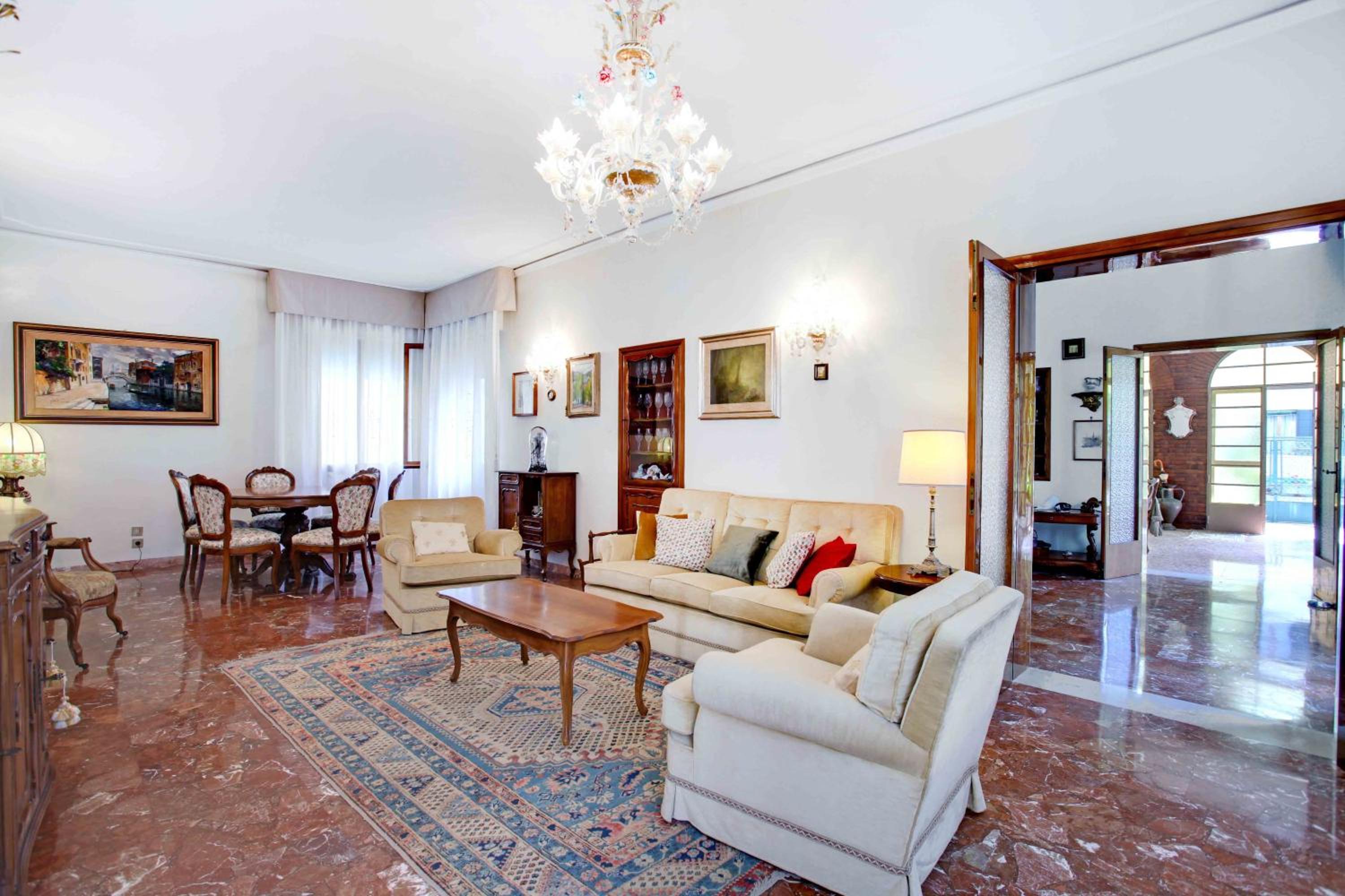 Three-Bedroom House photo 1