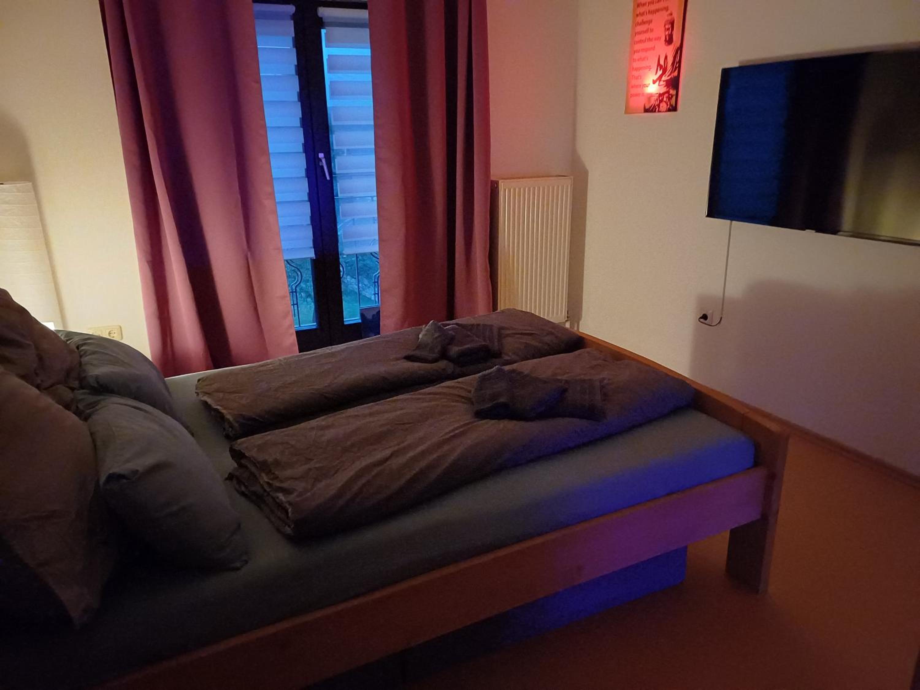 Apartment photo 2