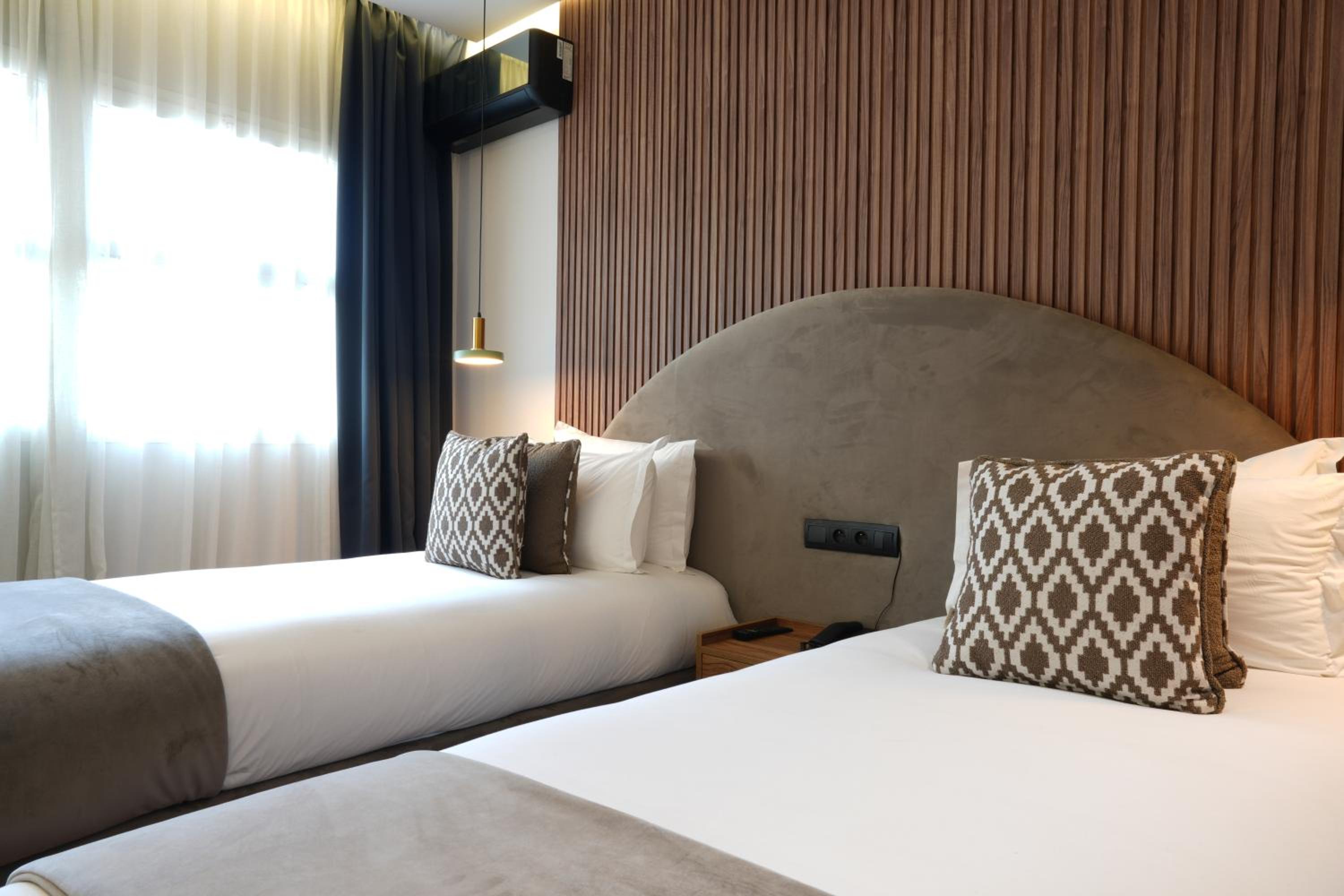 Double or Twin Room - Photo 3