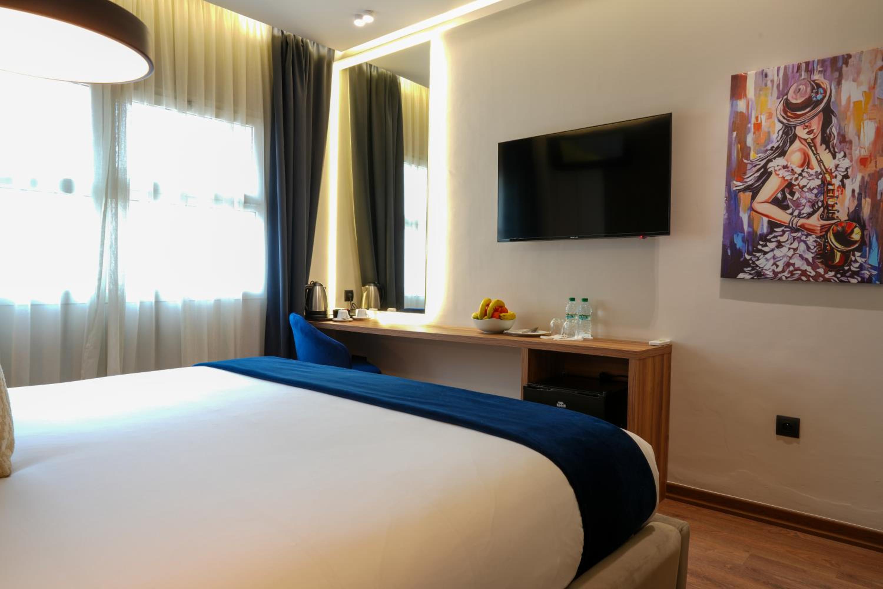 Superior King Room - Photo 6