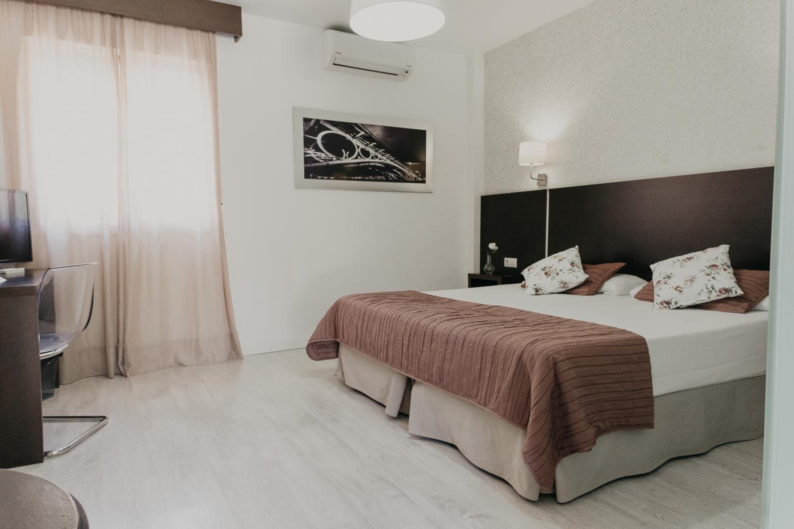 Habitación Doble o con Dos Camas