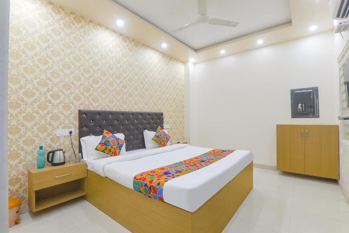 Deluxe Room - Photo 1