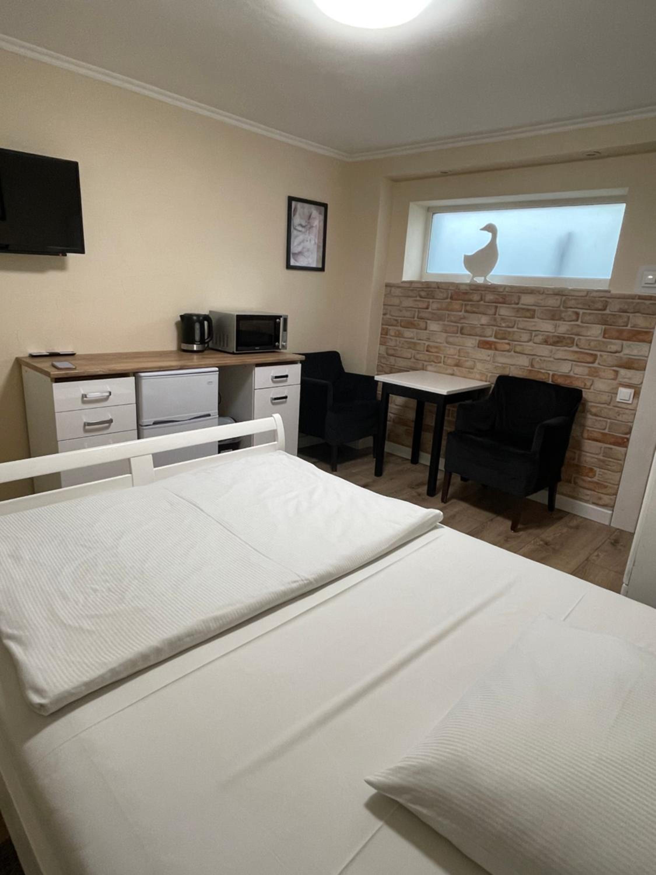 Double Room with Private Bathroom photo 1