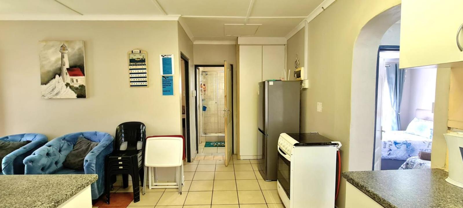 Three-Bedroom Apartment - Photo 17