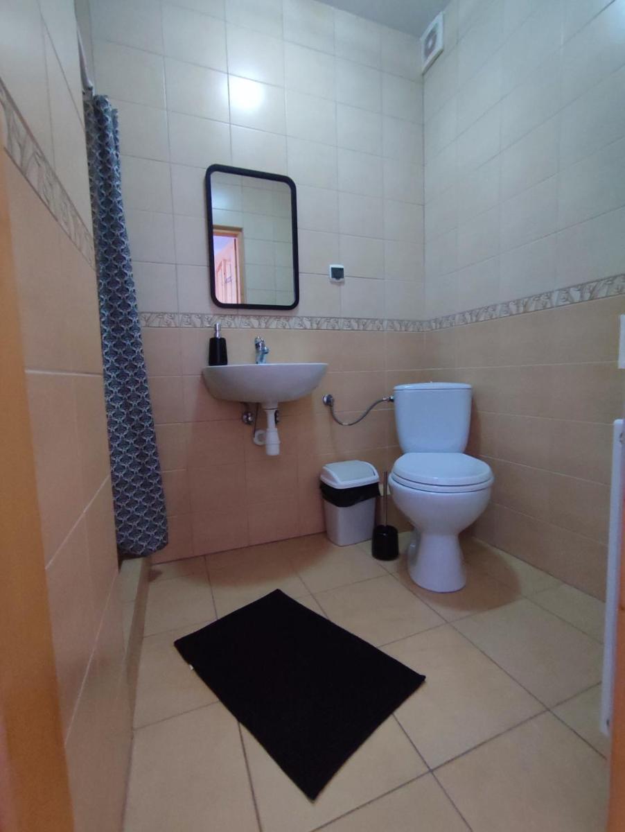 Large Double Room photo 1