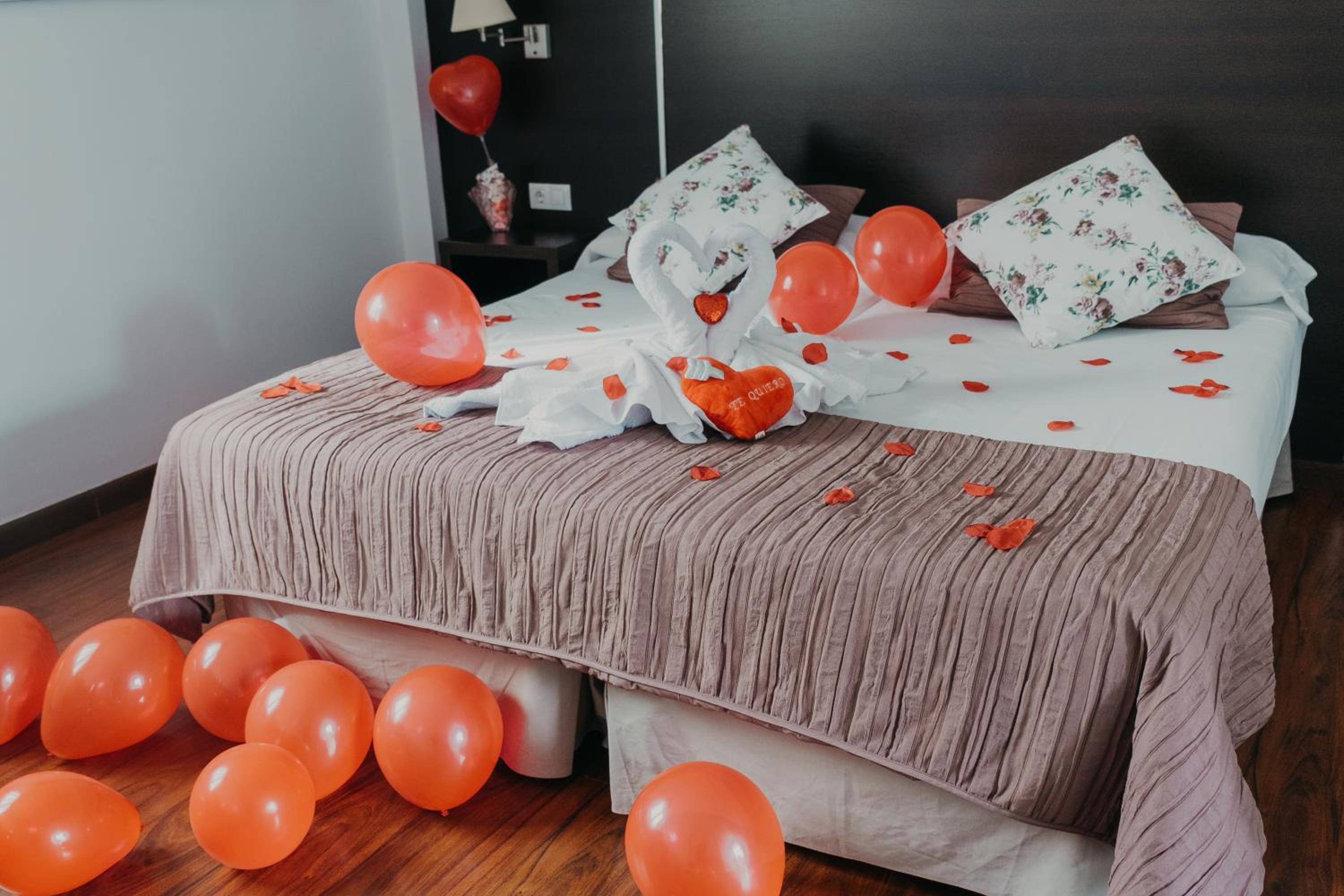 Double Room - Romantic Offer photo 2