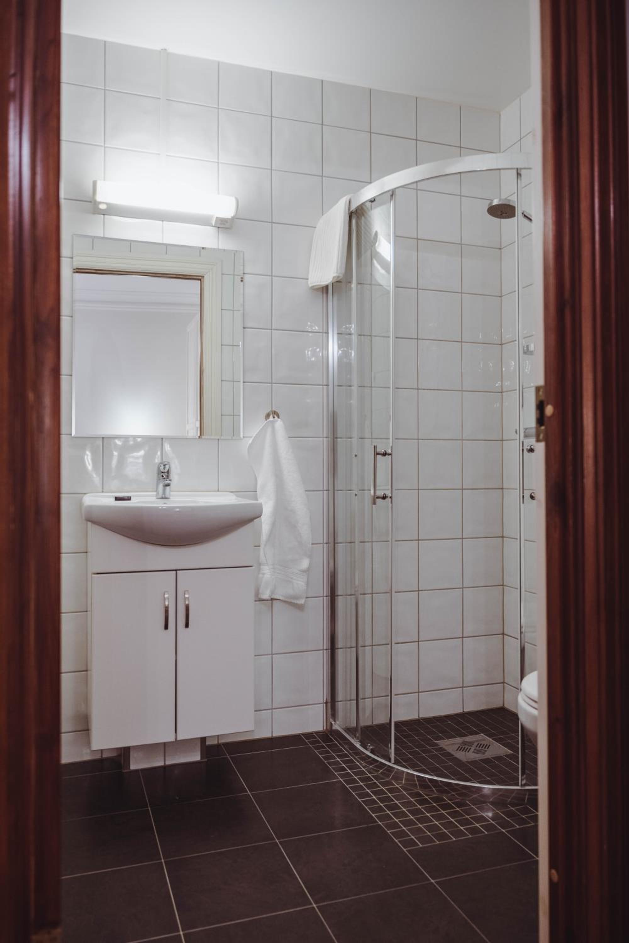 Deluxe Double or Twin Room with Balcony - Photo 3