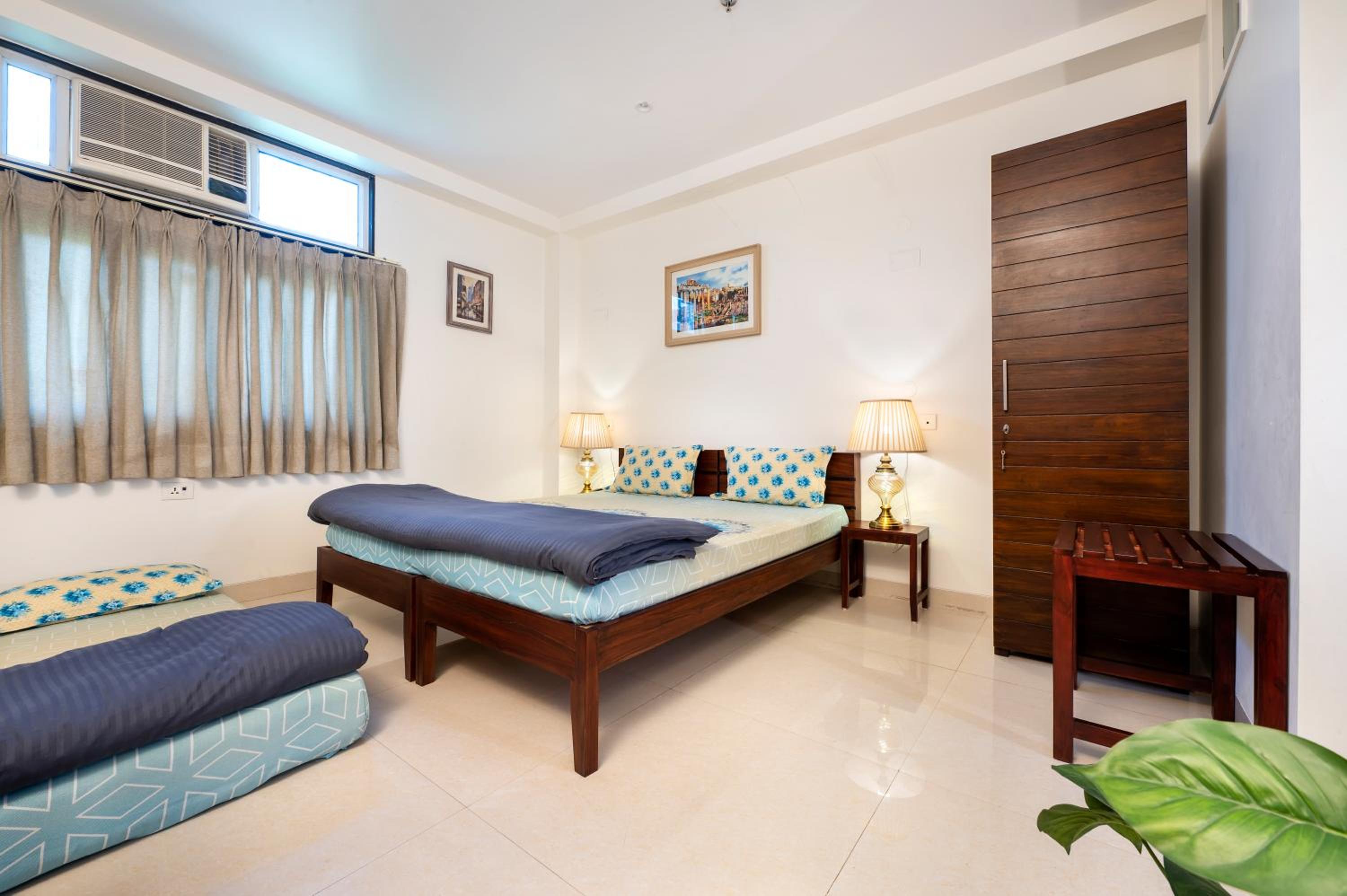 Triple Room with Private Bathroom