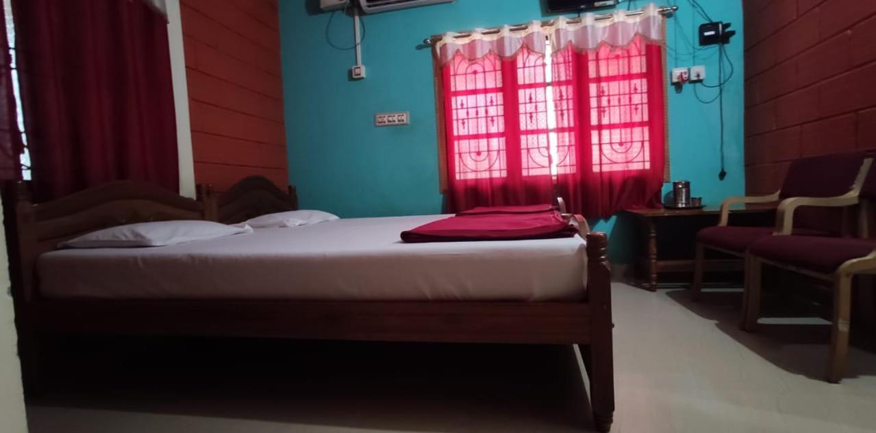 Deluxe Room - Photo 6