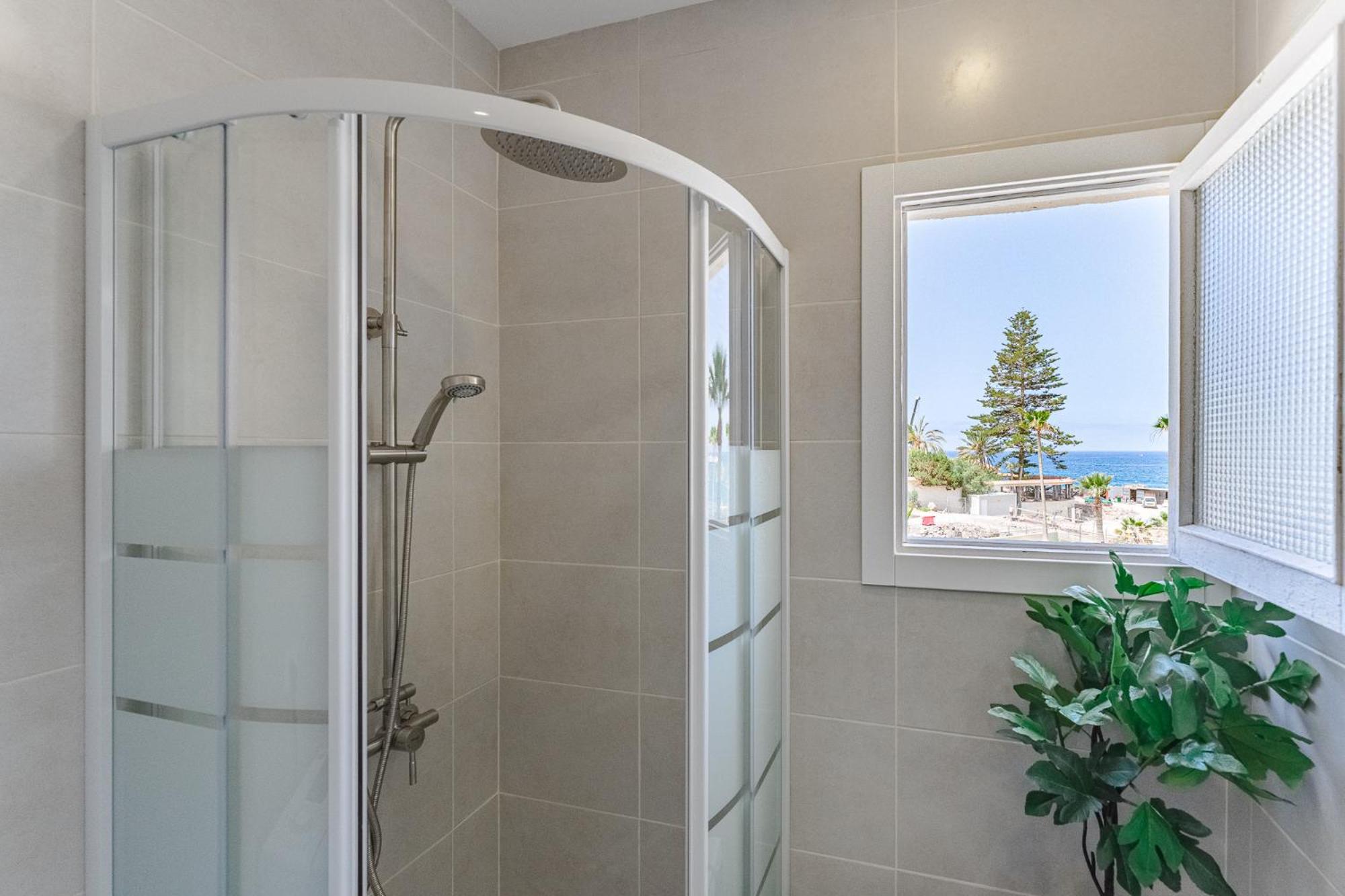 Apartamento con vista al mar