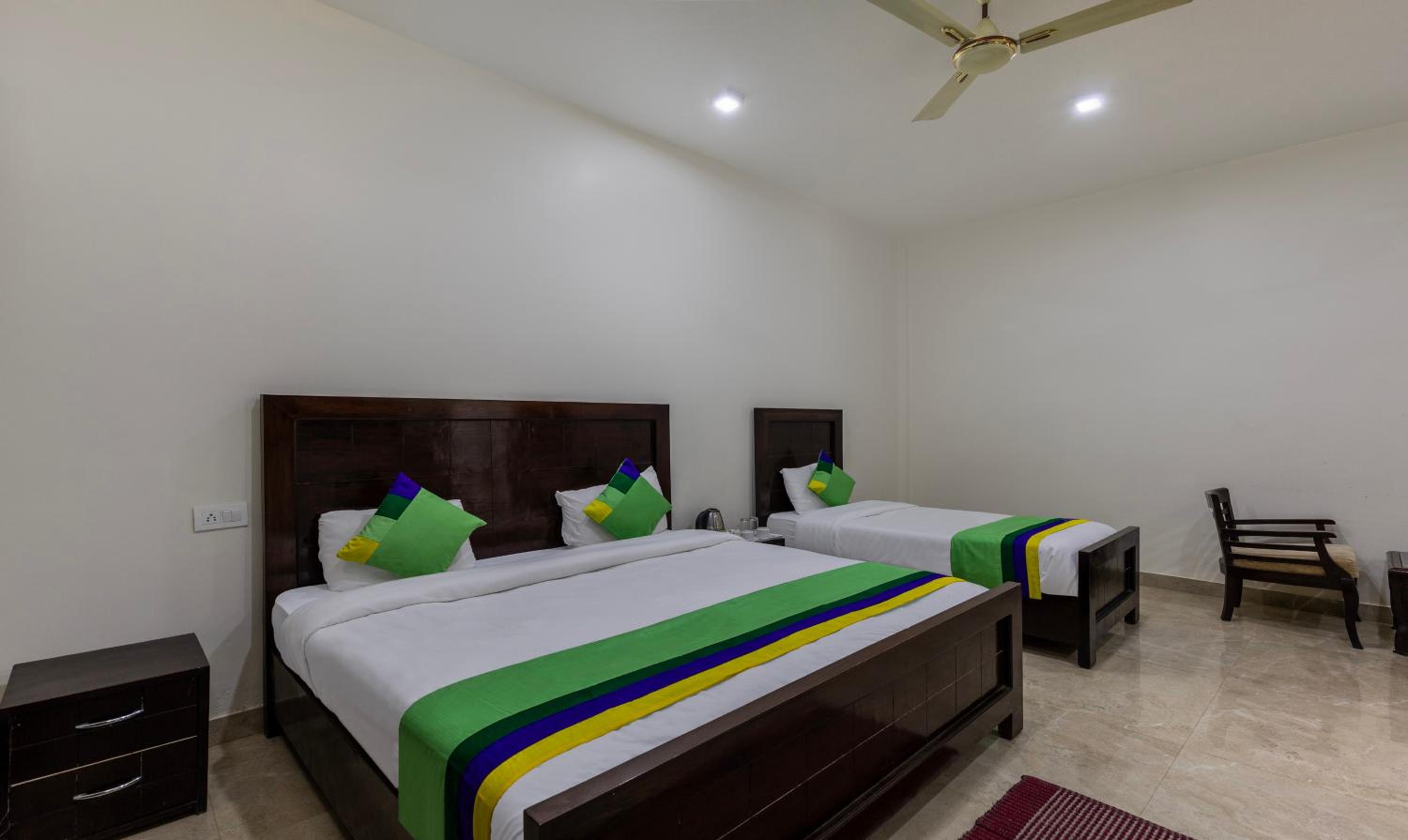 Standard Room	 photo 1