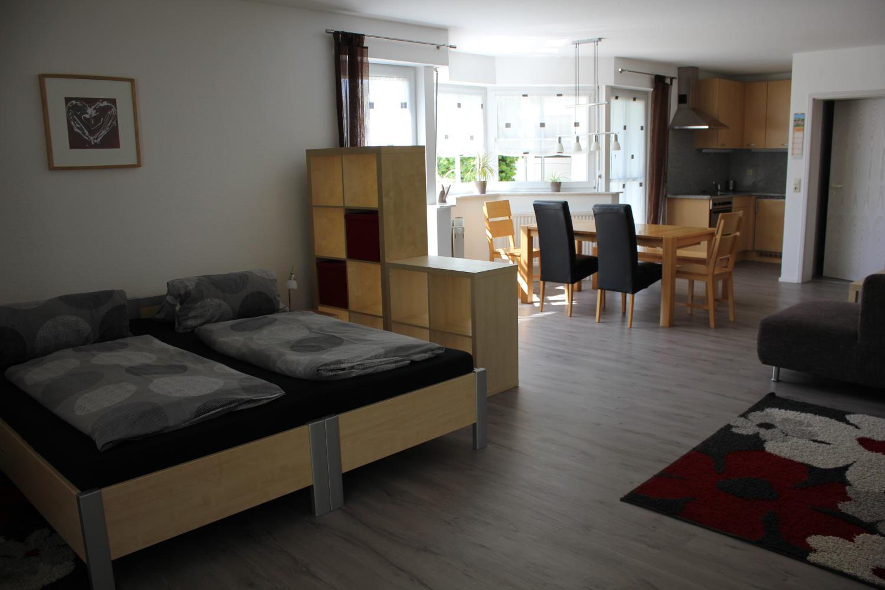 One-Bedroom Apartment photo 1