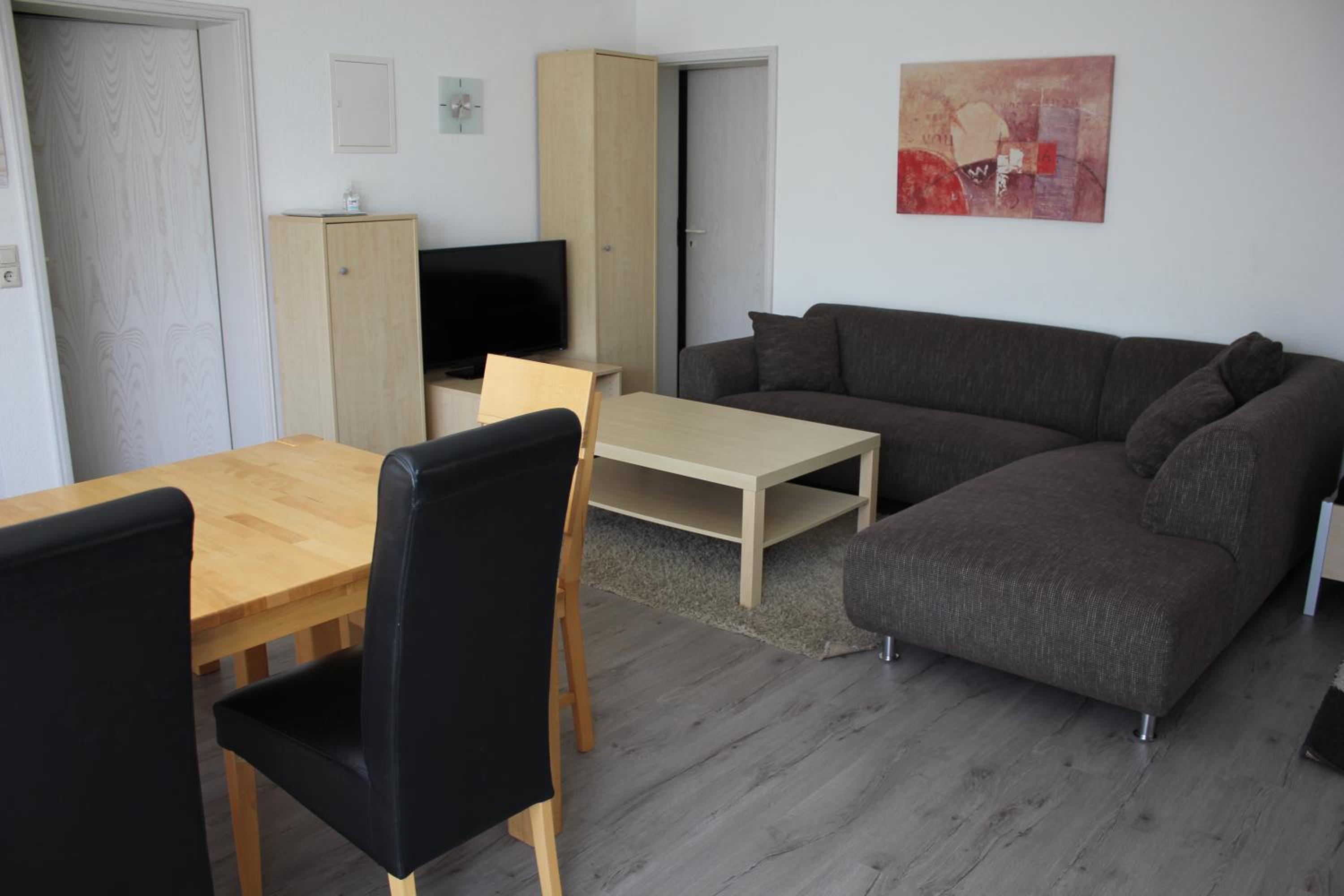 One-Bedroom Apartment photo 3