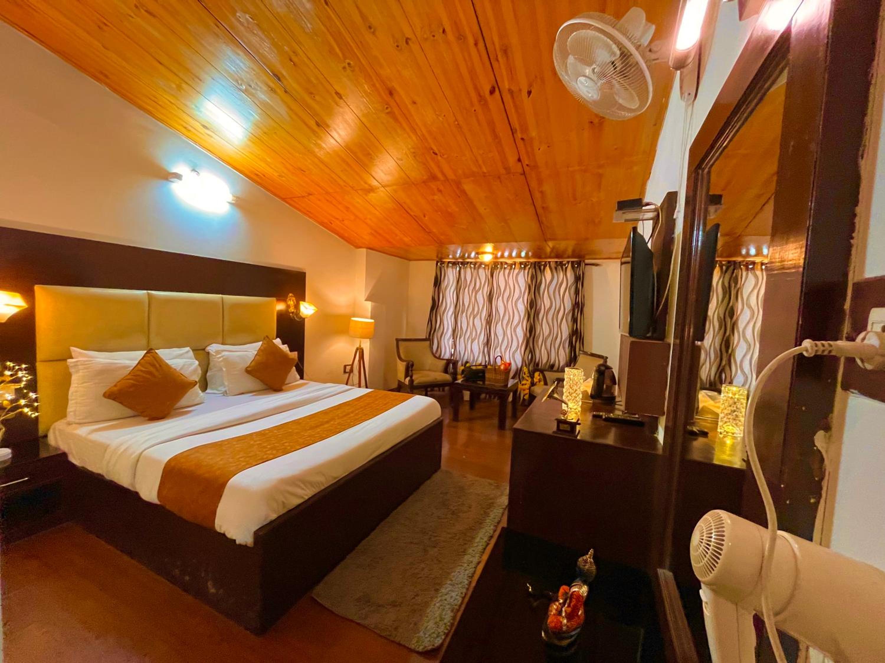 King Room with Balcony