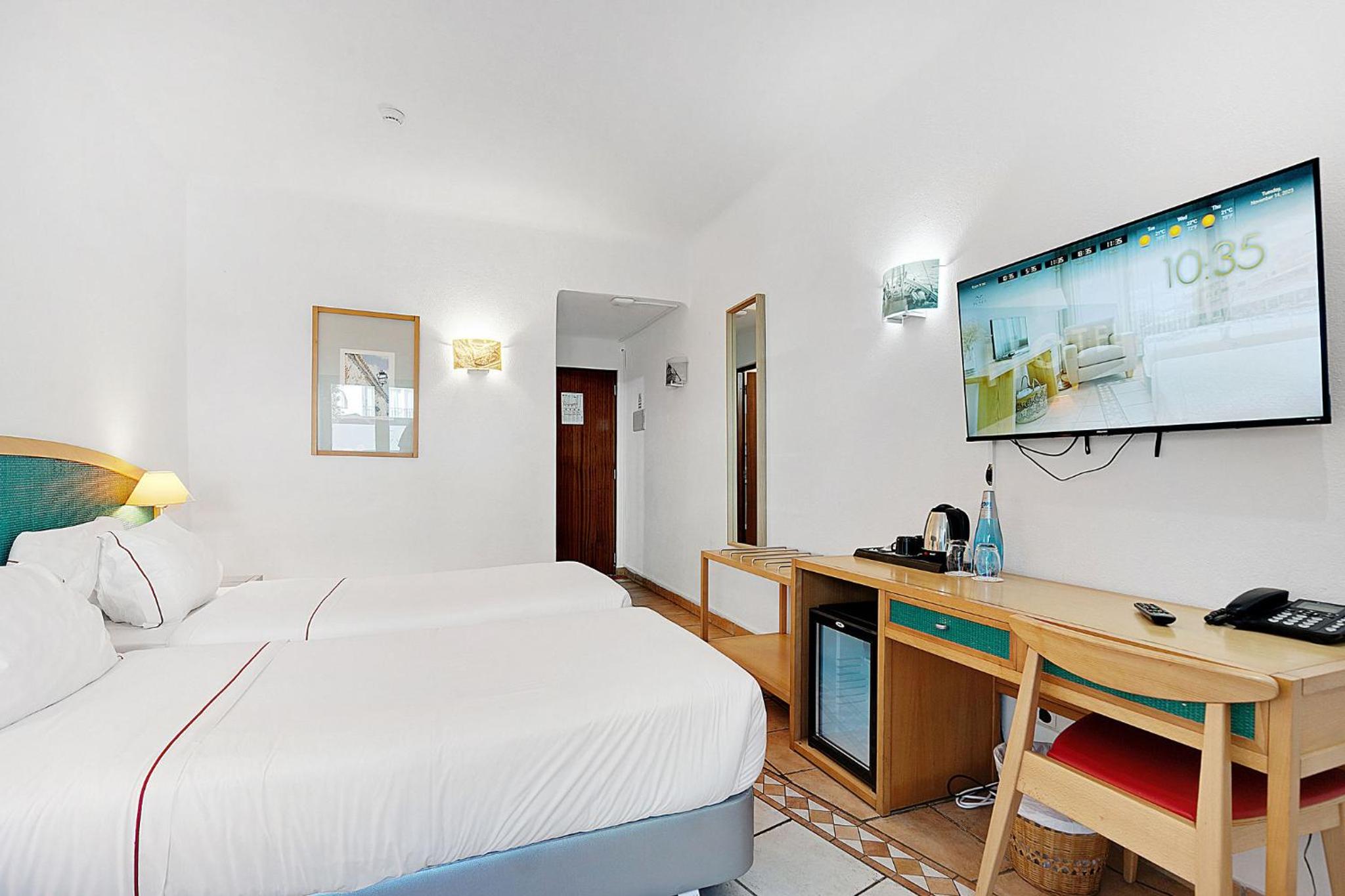 Quarto Duplo