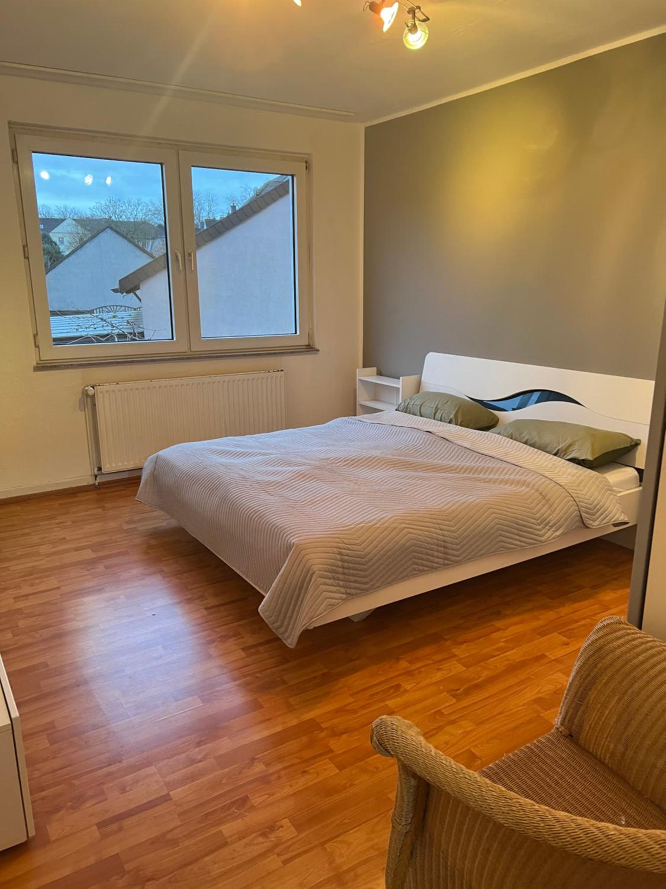 One-Bedroom Apartment photo 1