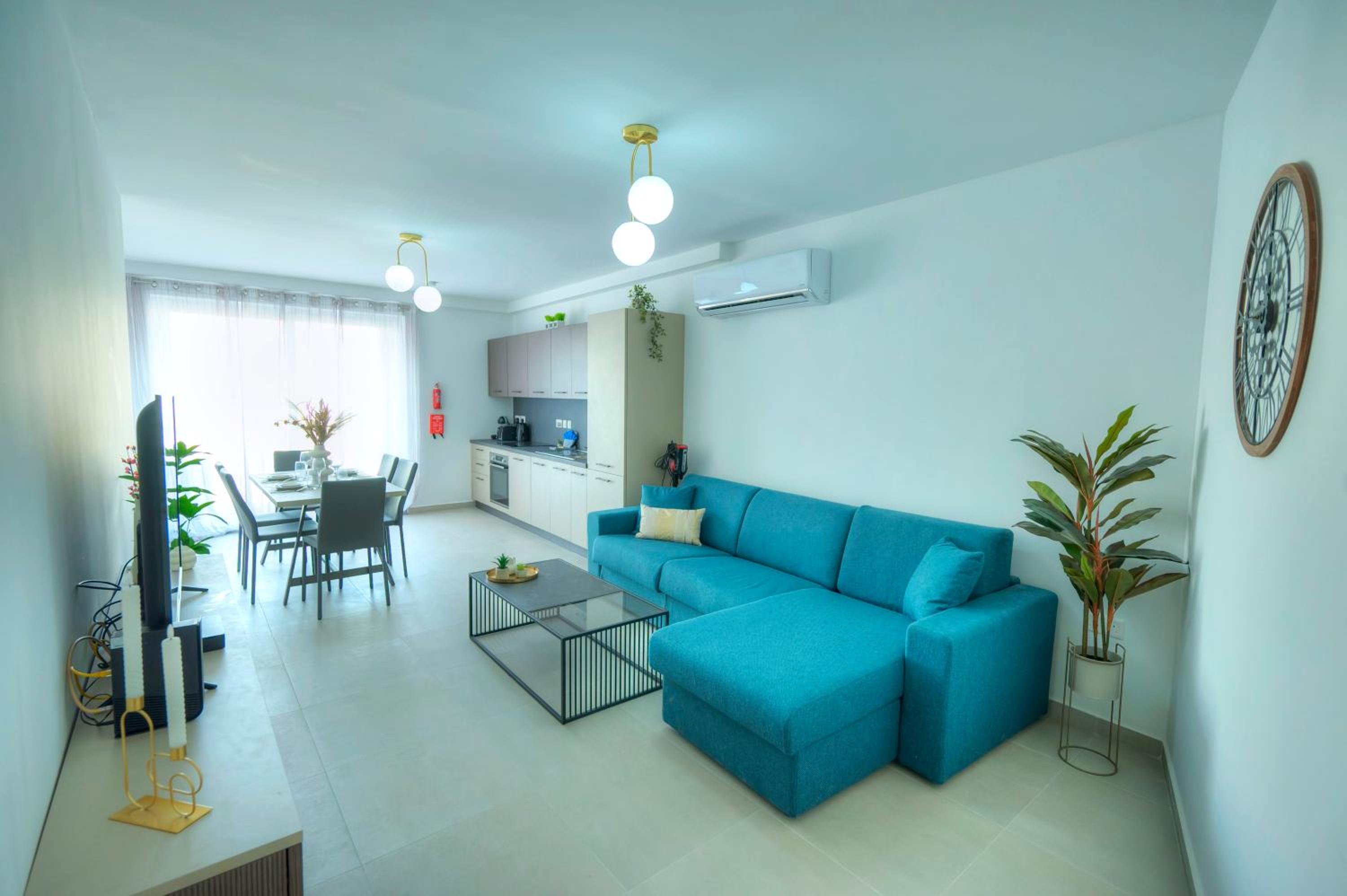 Three-Bedroom Apartment photo 1