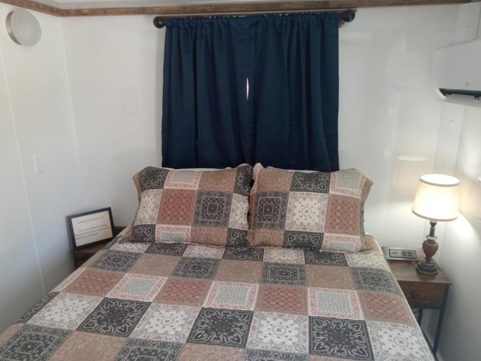 Deluxe Double Room with Sea View - Photo 6