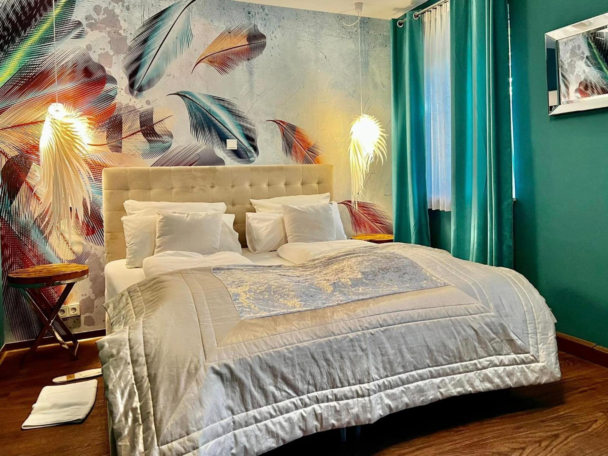 Standard King Room - Photo 1