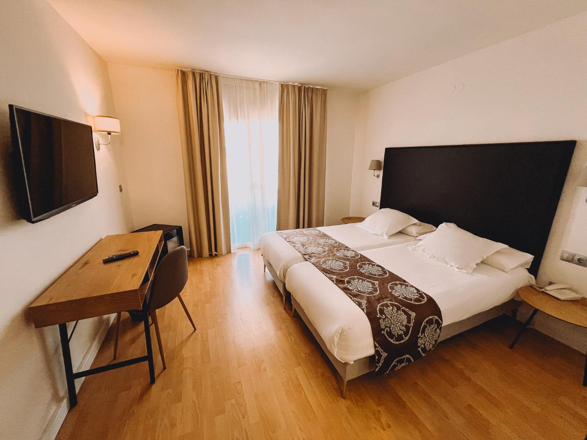 Standard Double Room photo 2