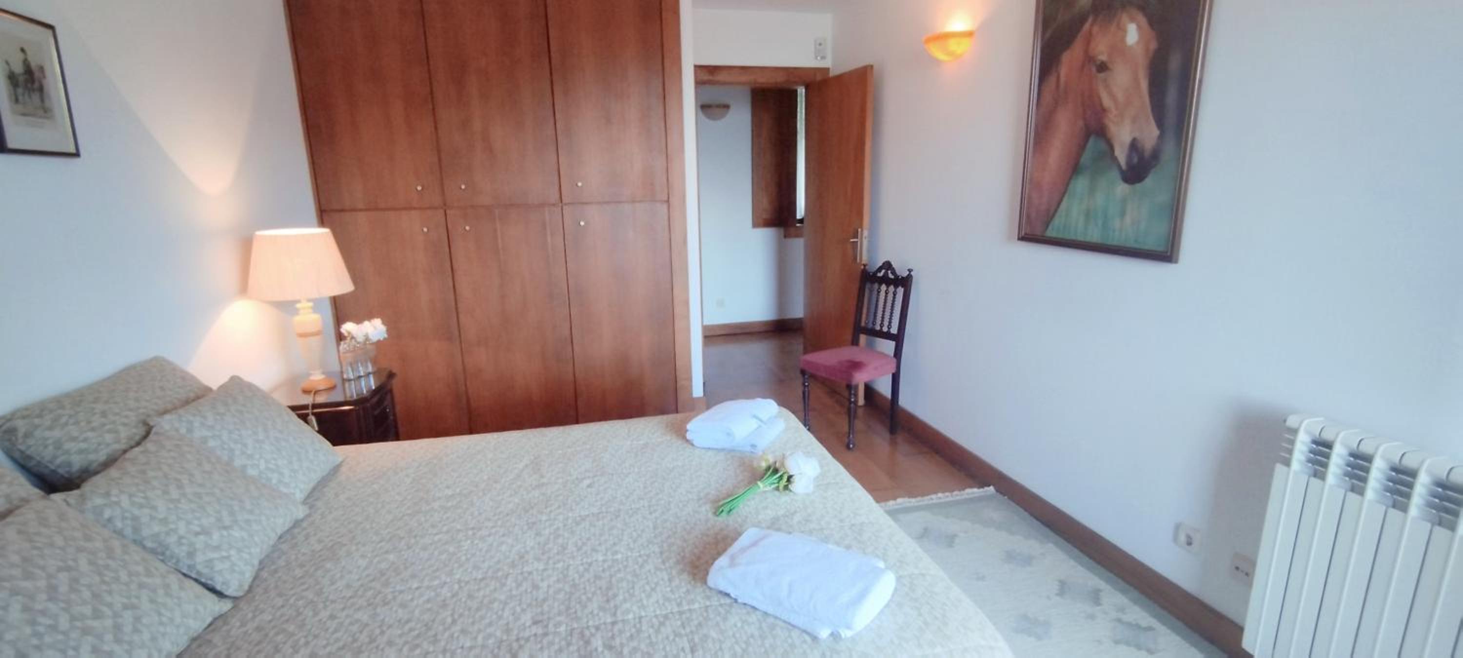 Three-Bedroom House photo 2