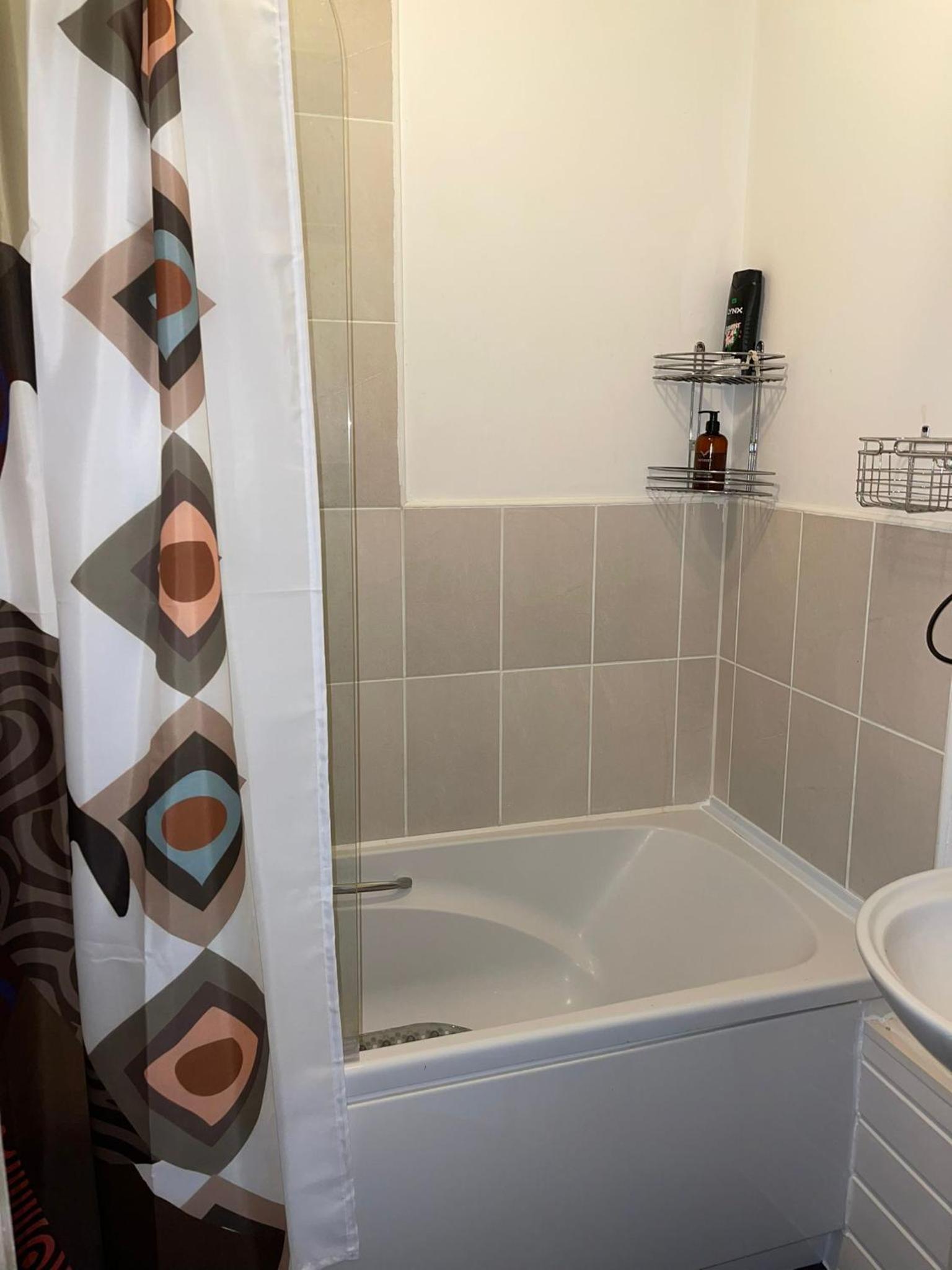 Apartment photo 2