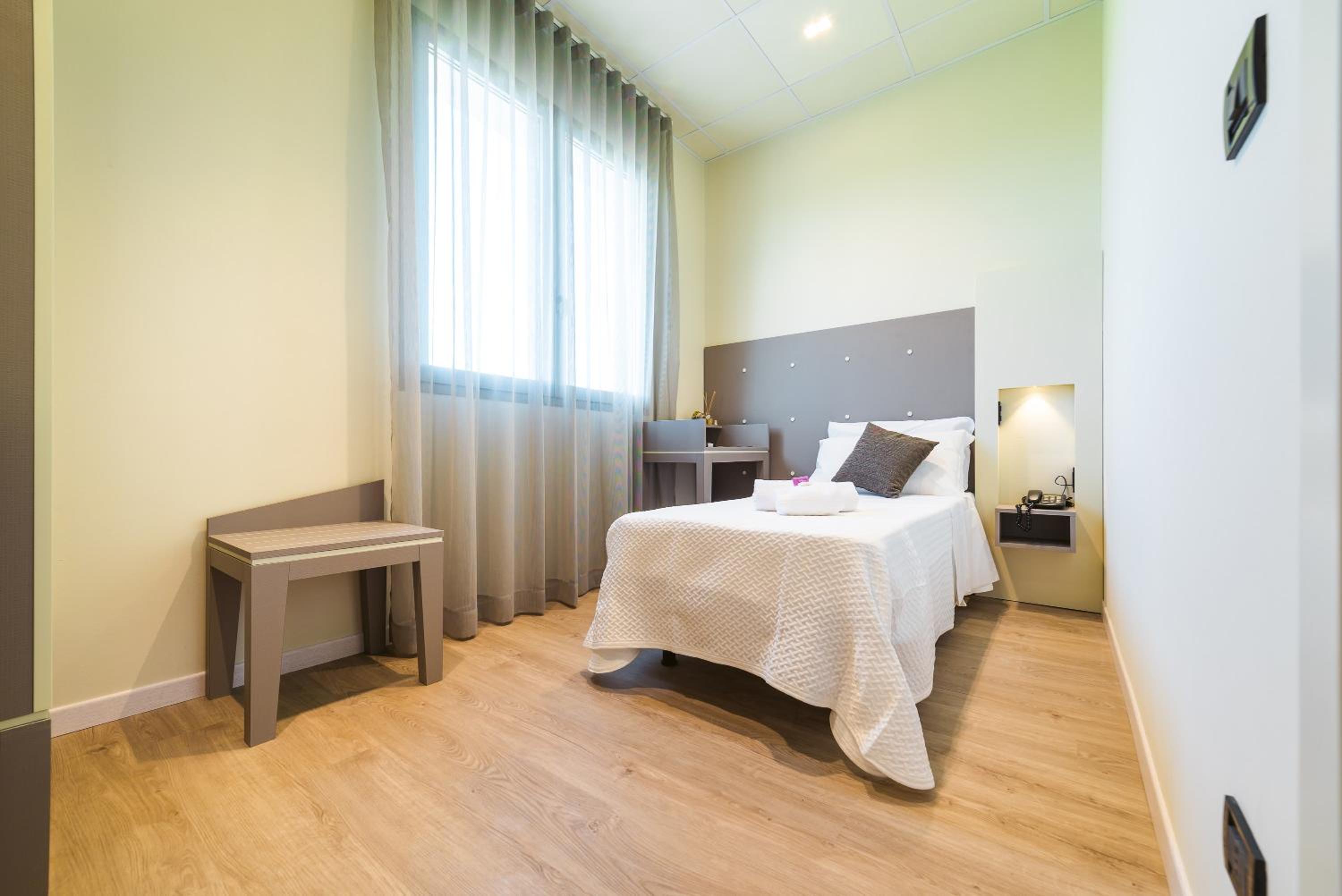 Economy Single Room