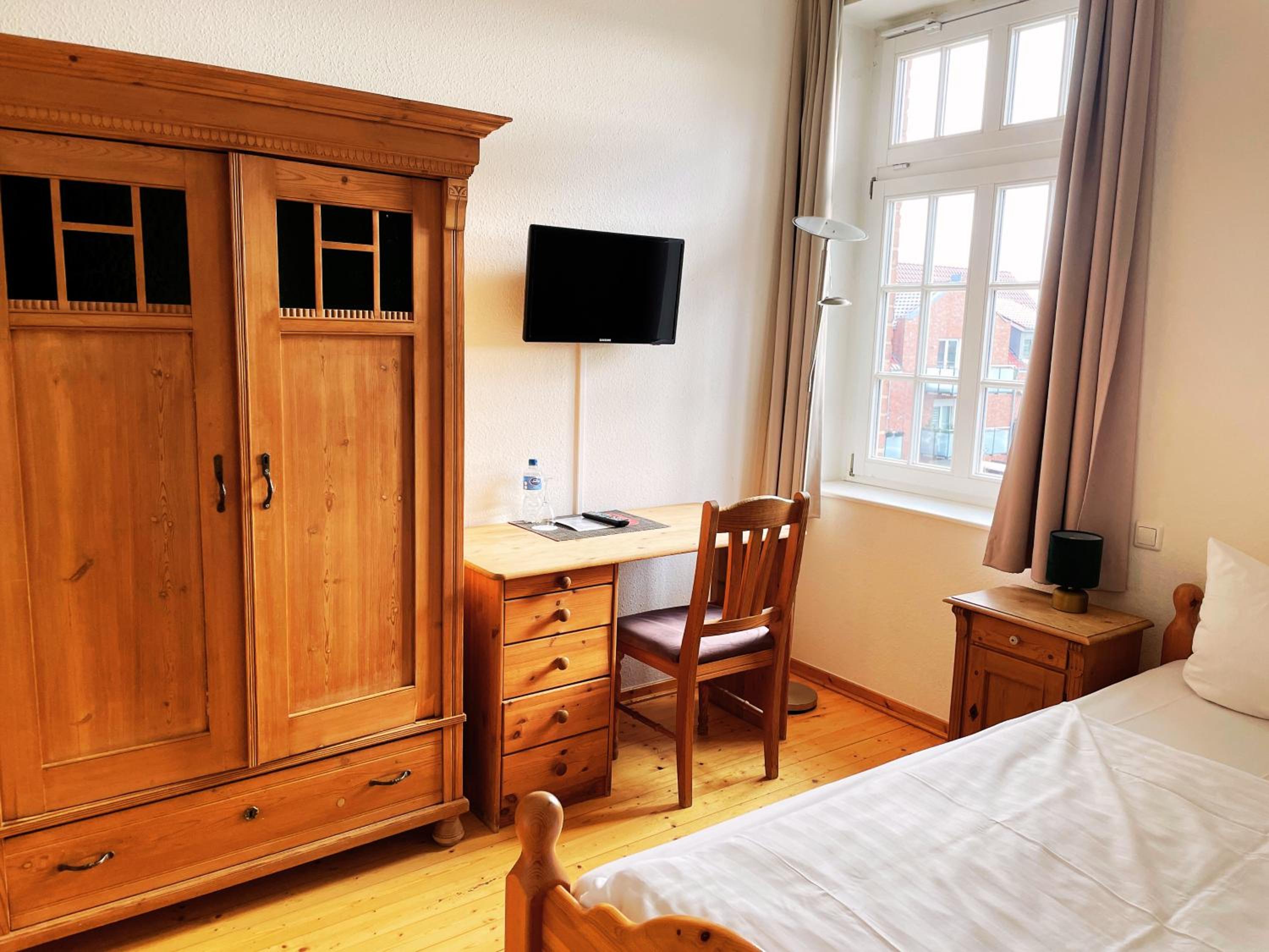 Single Room with Private Bathroom