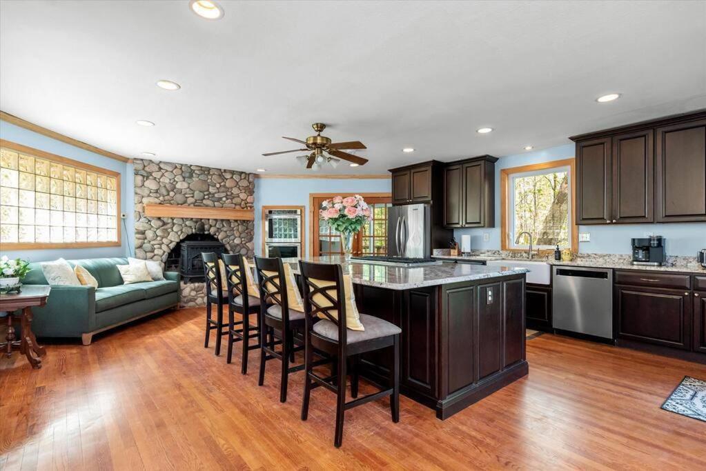 Villa photo 3