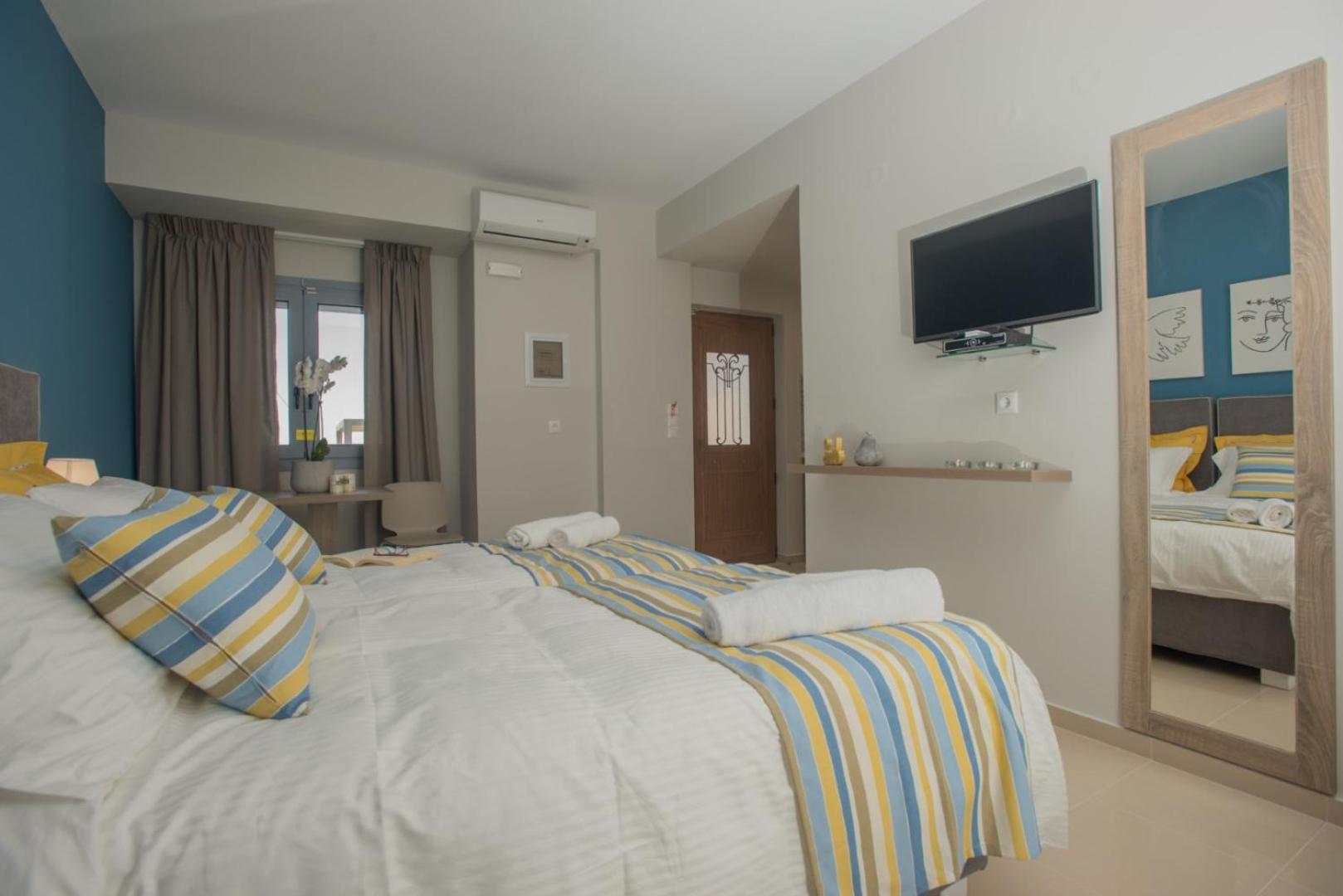 Triple Room with Sea View photo 2