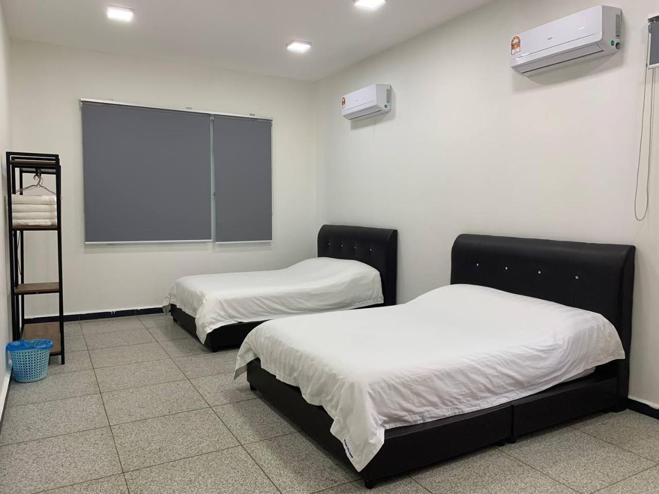 Four-Bedroom Vacation Home photo 2