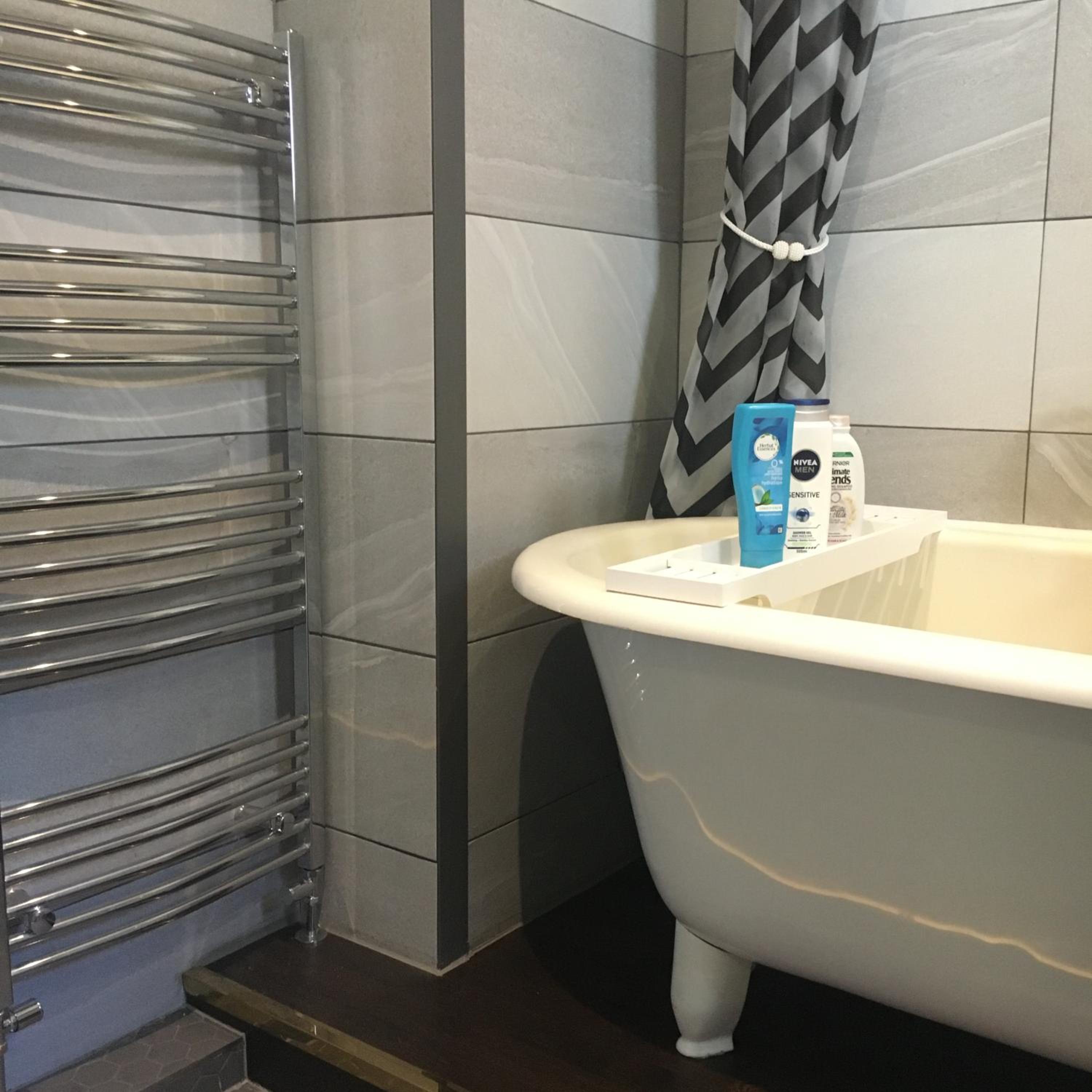 Double Room with Private Bathroom photo 2