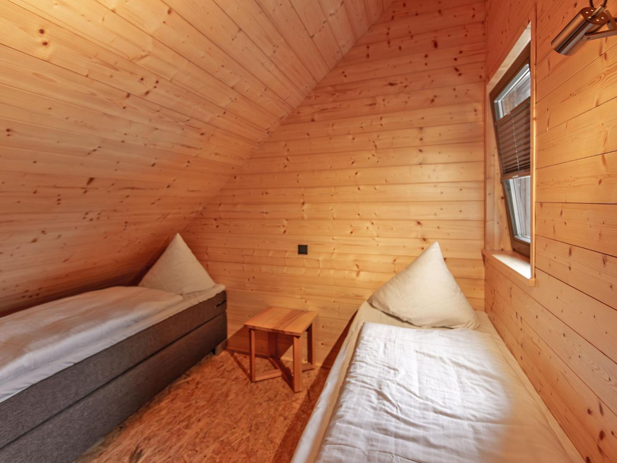 Six-Bedroom House photo 1