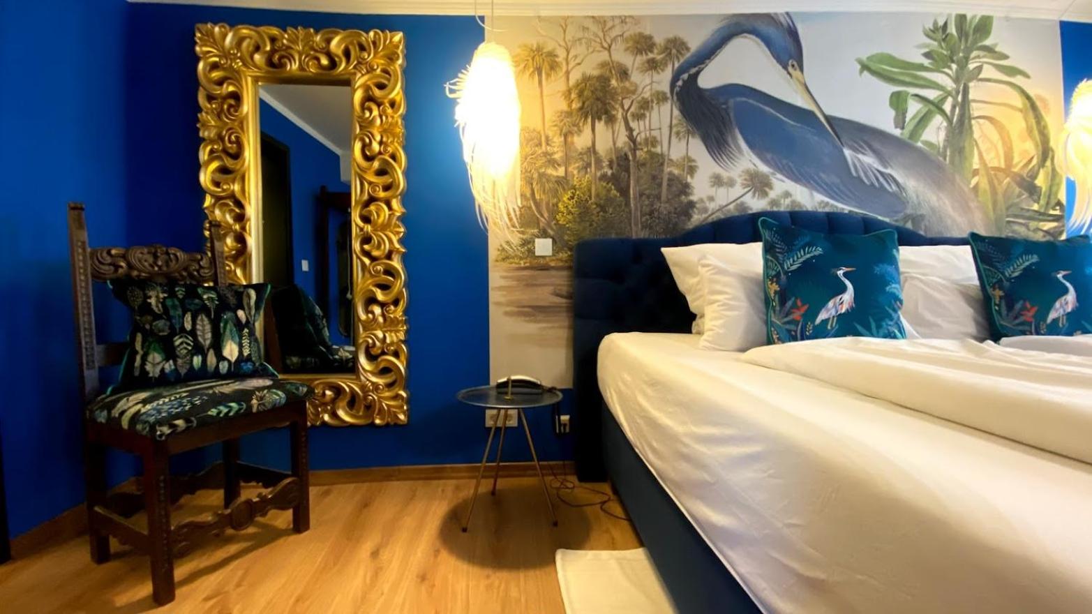 Deluxe King Room - Photo 3