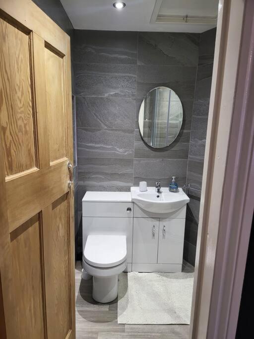 Two-Bedroom House photo 2