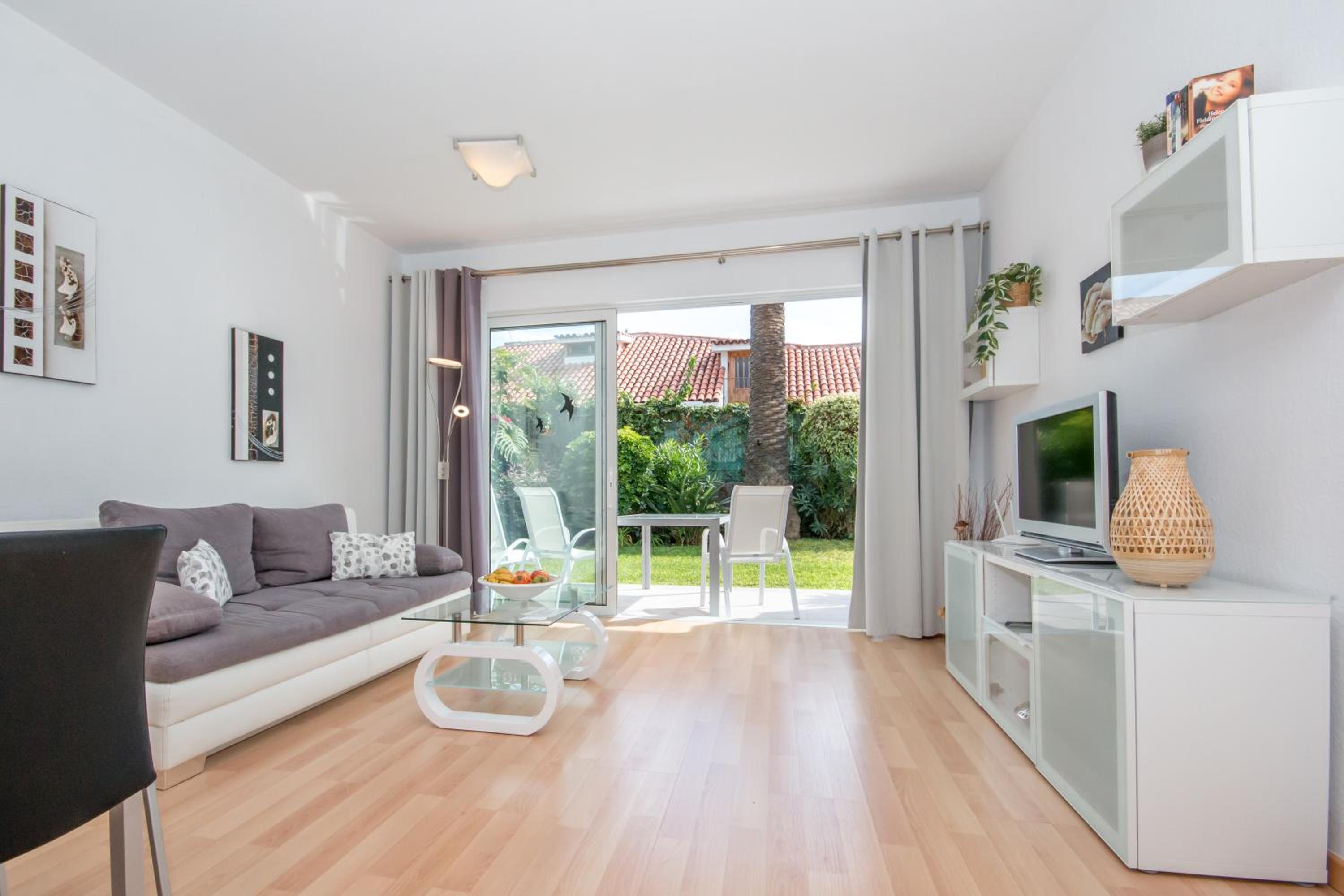 Apartamento con vista al jardín