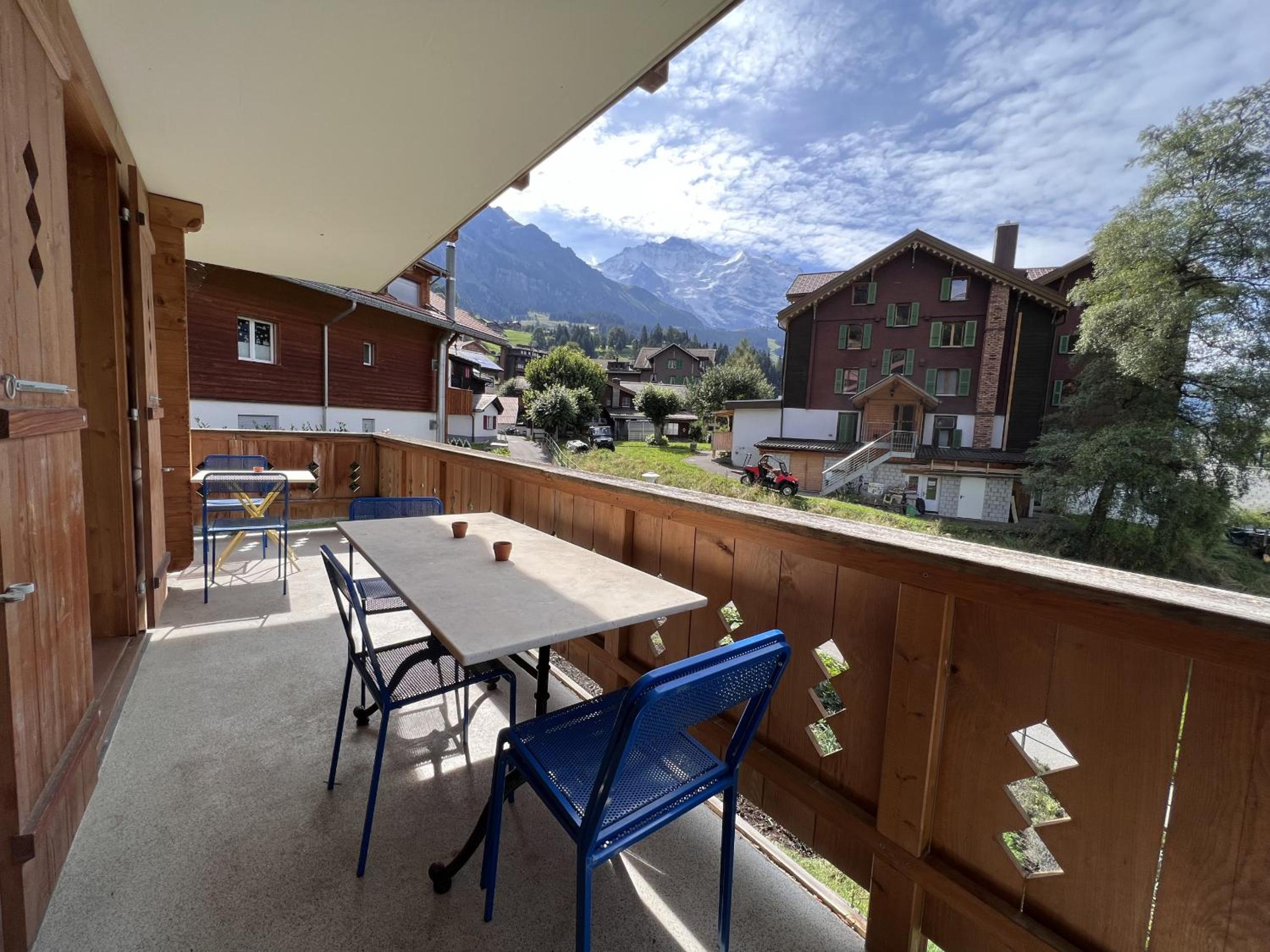 Apartment with Balcony photo 3