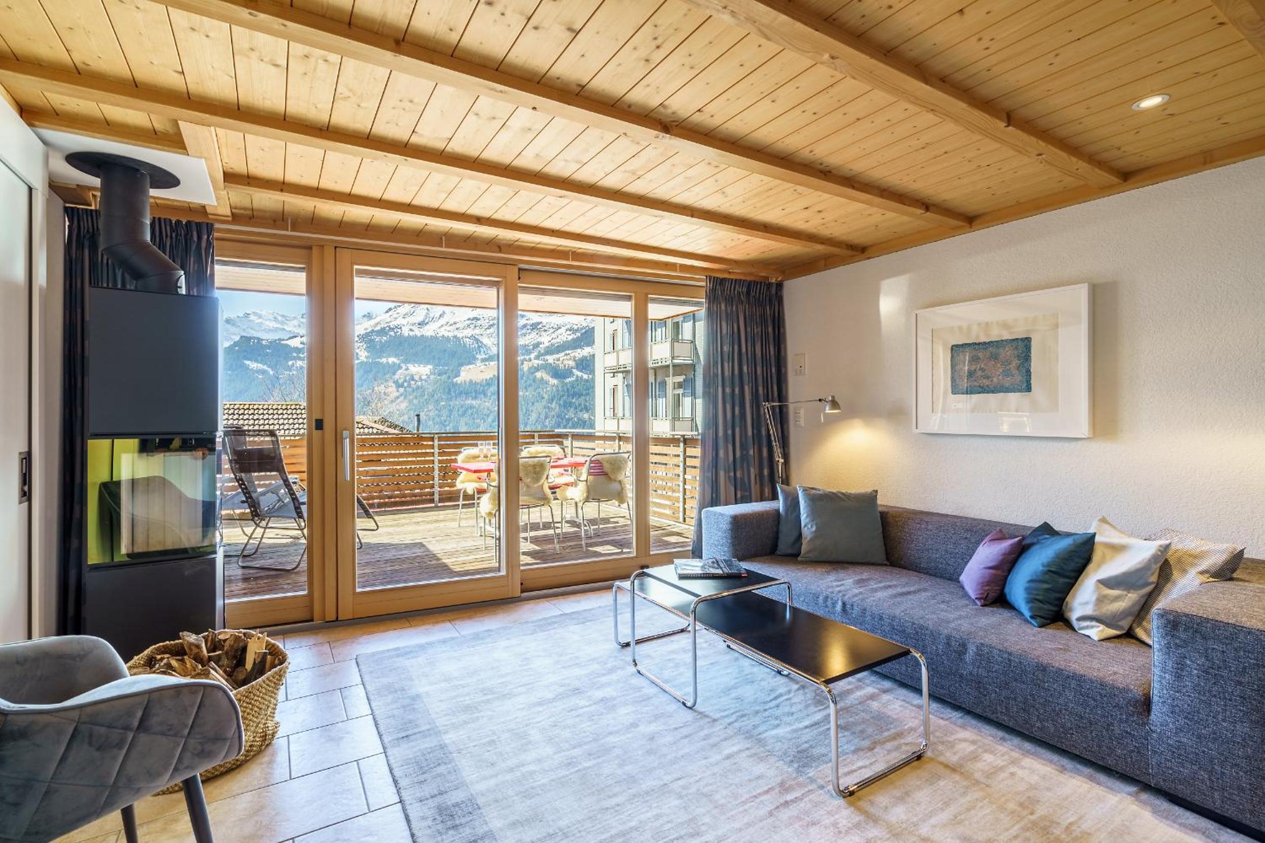 Apartment with Mountain View photo 1