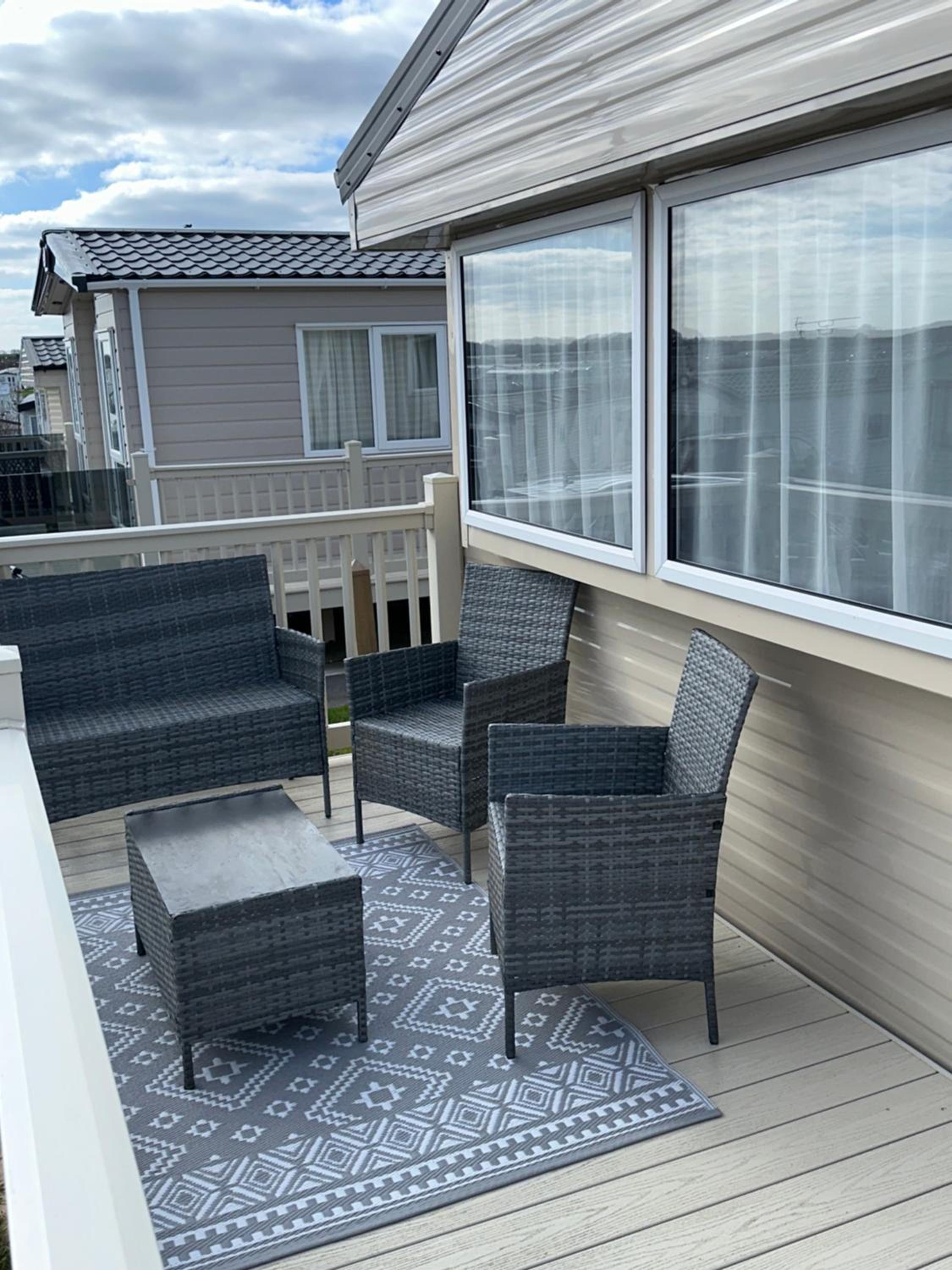 Mobile Home photo 1